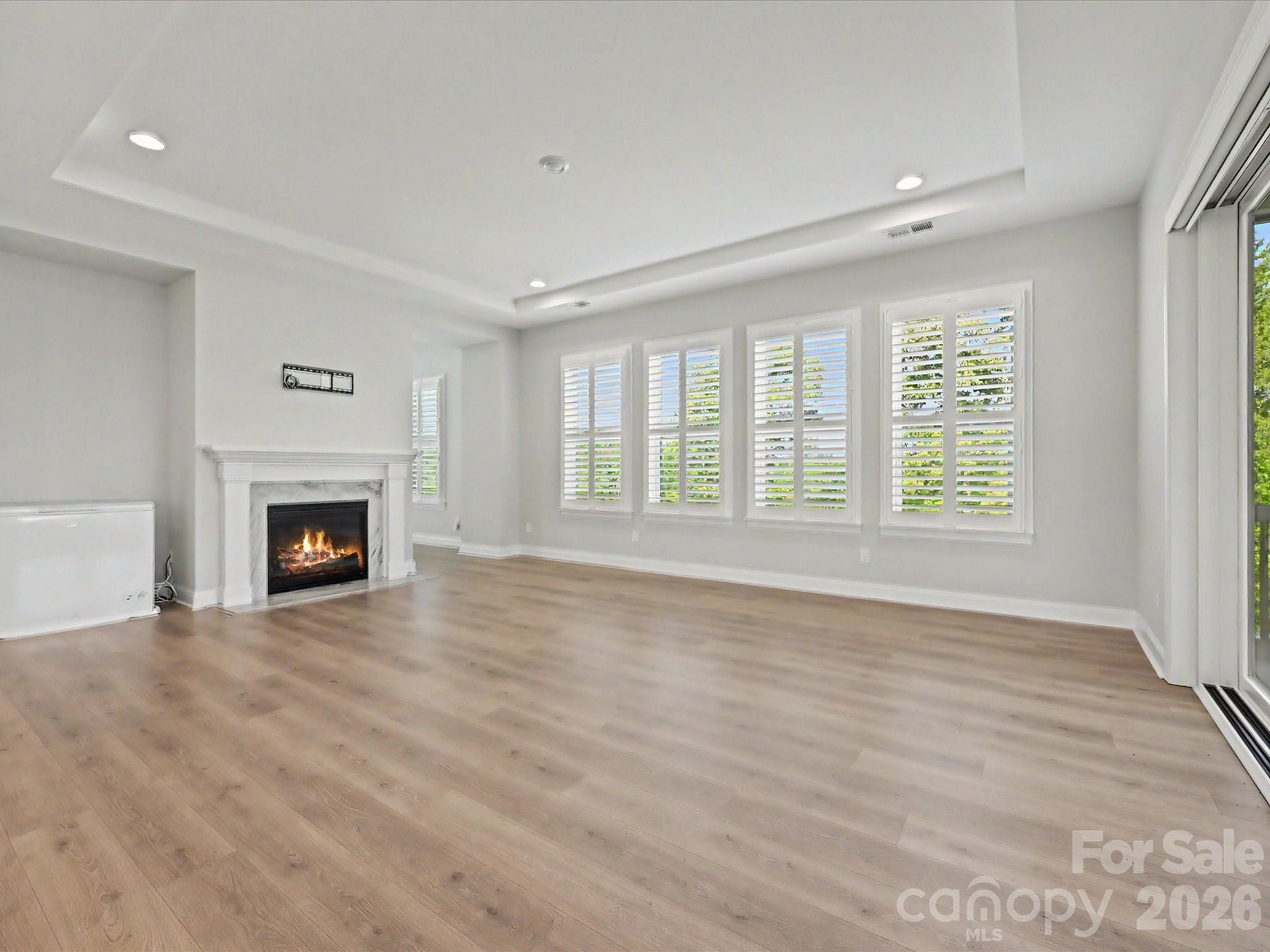 315 W Waterlynn Road — Mooresville
