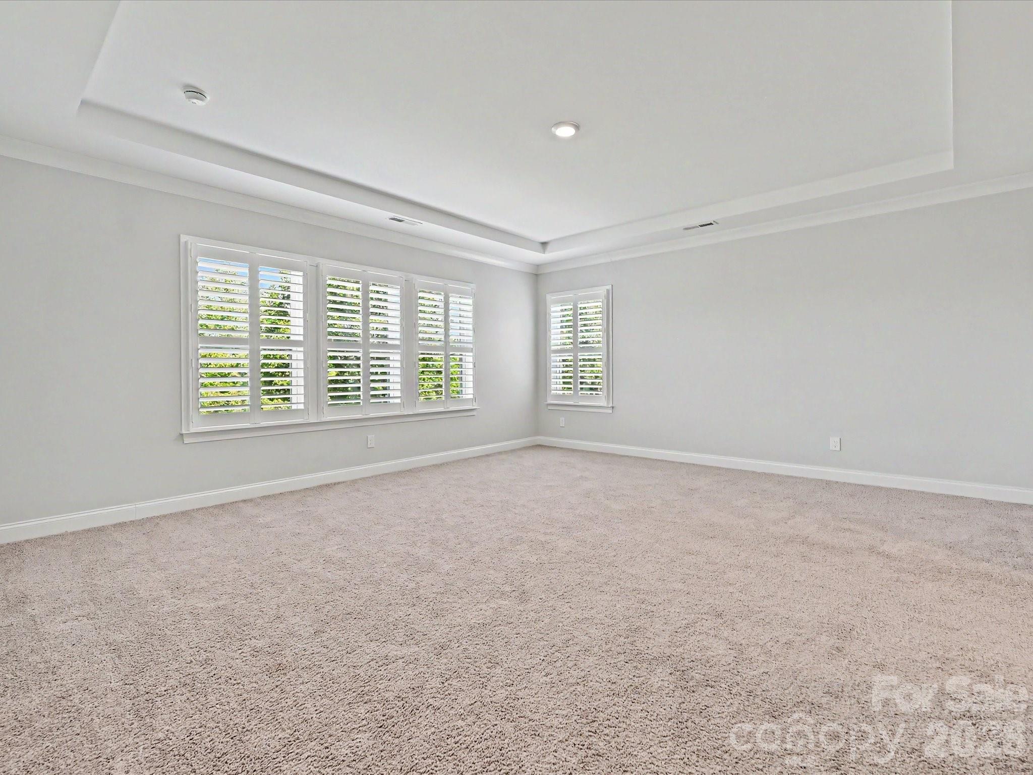 315 W Waterlynn Road — Mooresville
