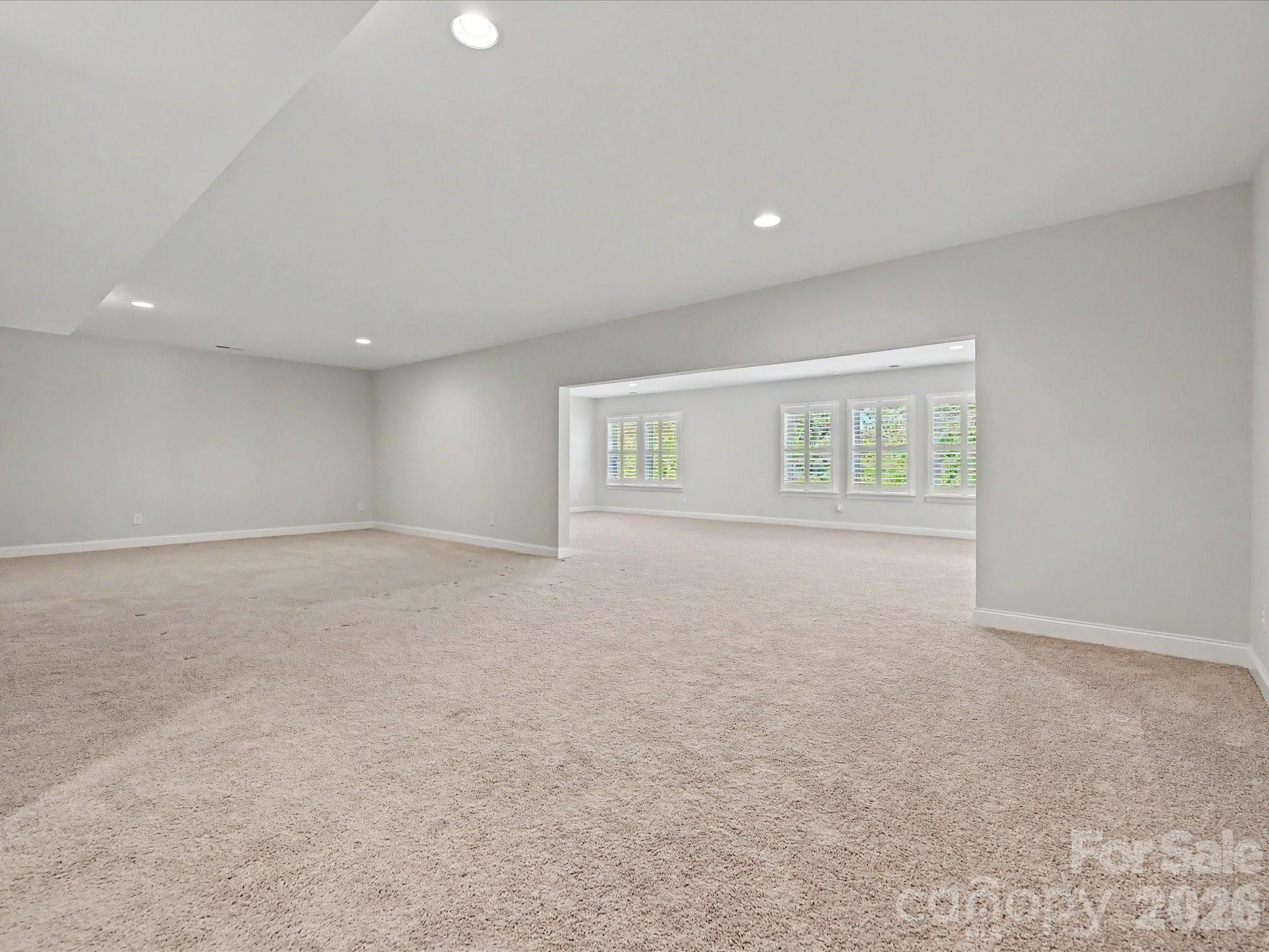 315 W Waterlynn Road — Mooresville