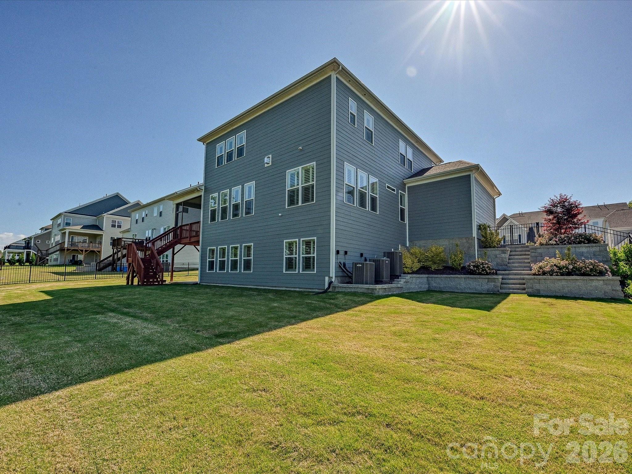 315 W Waterlynn Road — Mooresville