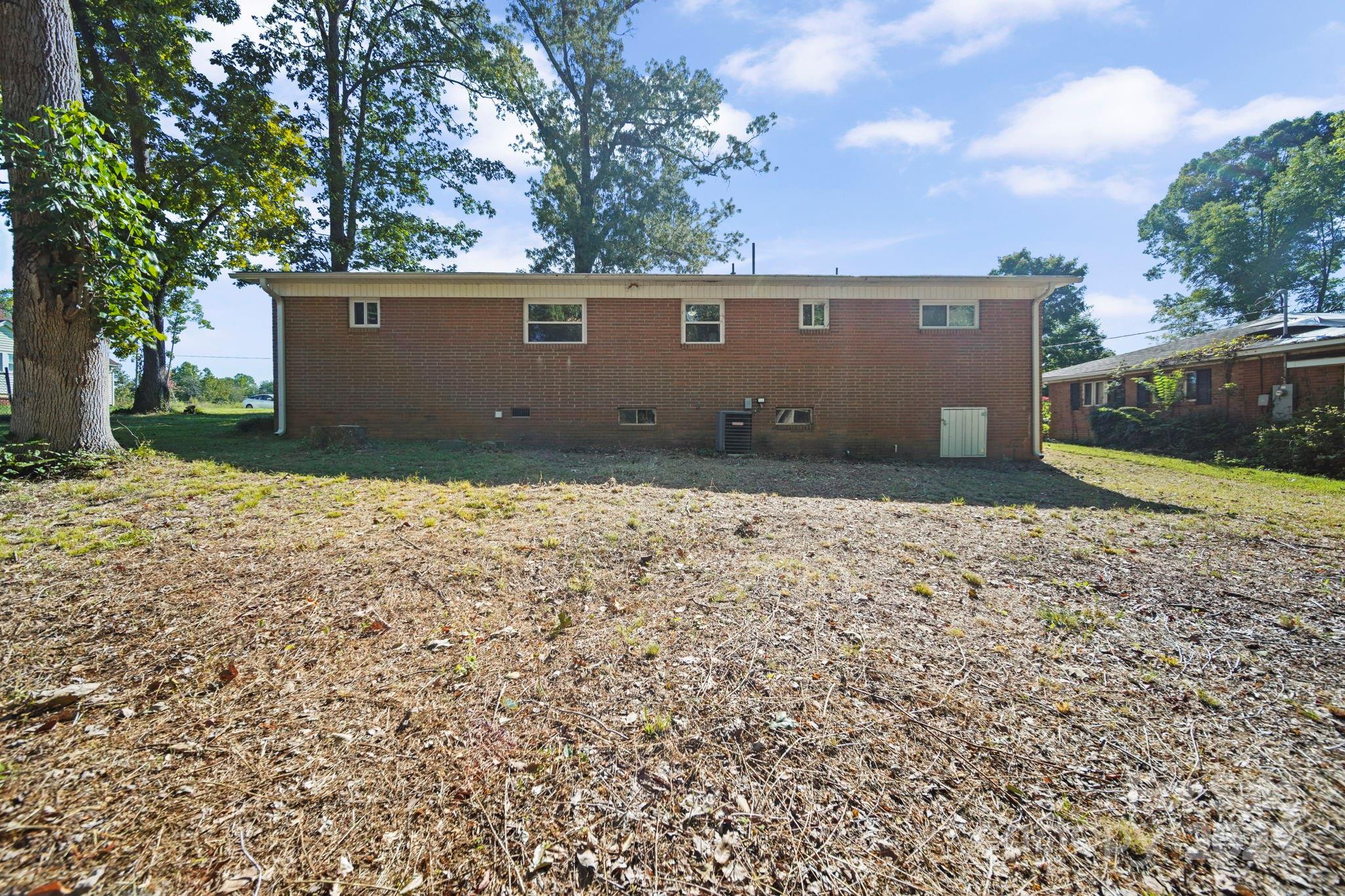 2189 Mary Street — China Grove