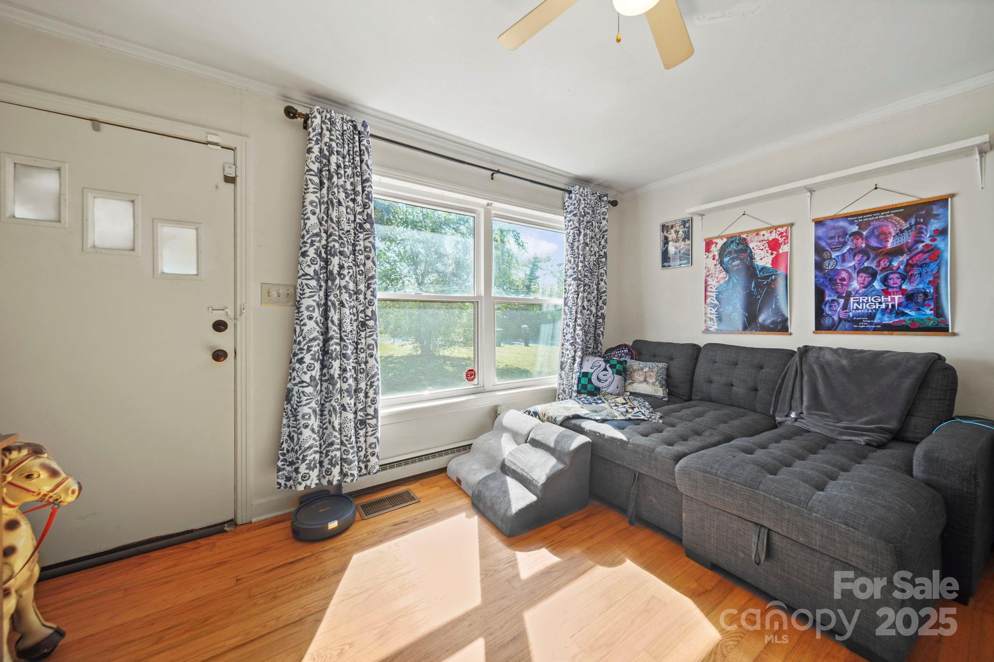 2189 Mary Street — China Grove