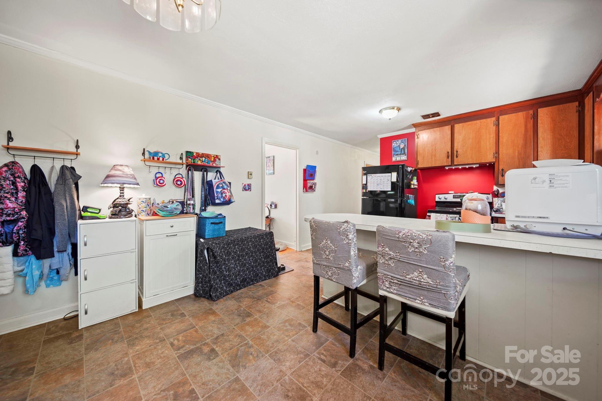 2189 Mary Street — China Grove