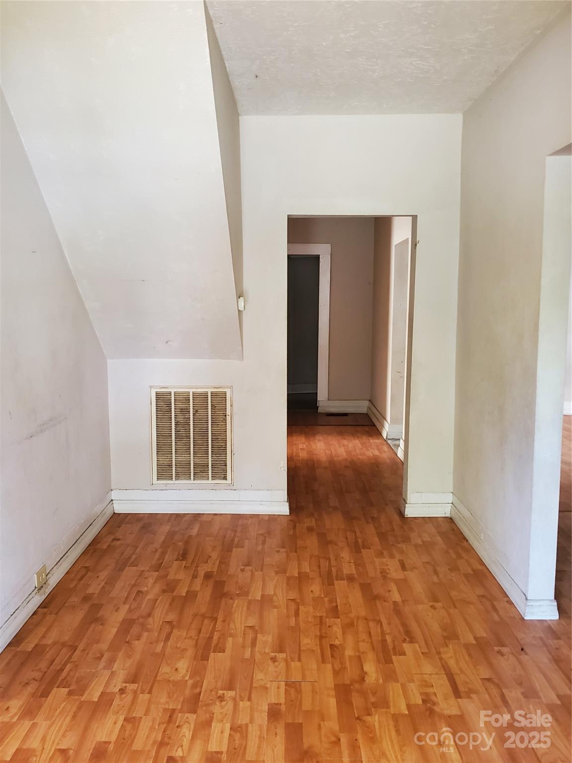 414 S Rowan Avenue — Spencer