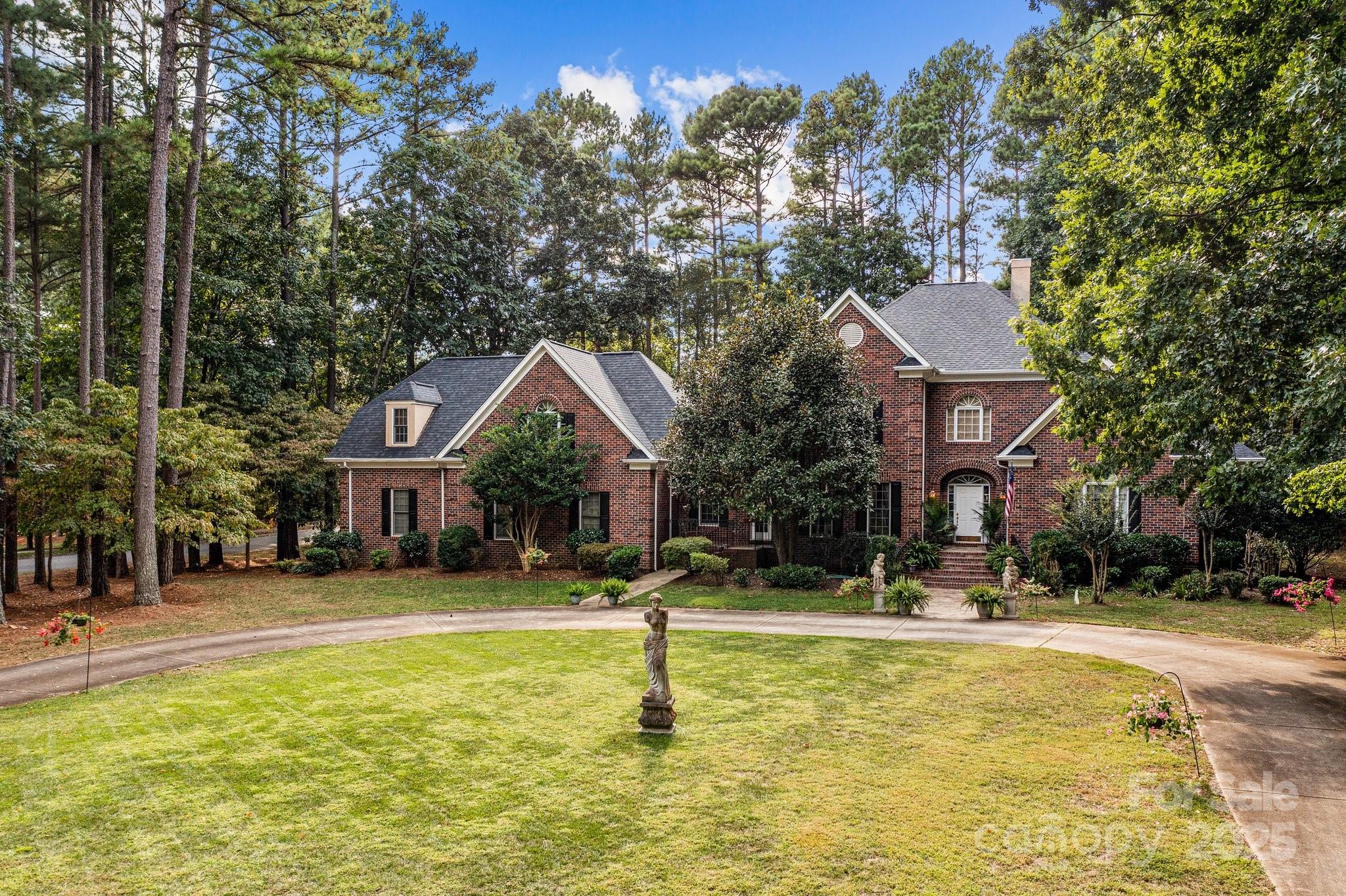 115 W Glenview Drive — Salisbury