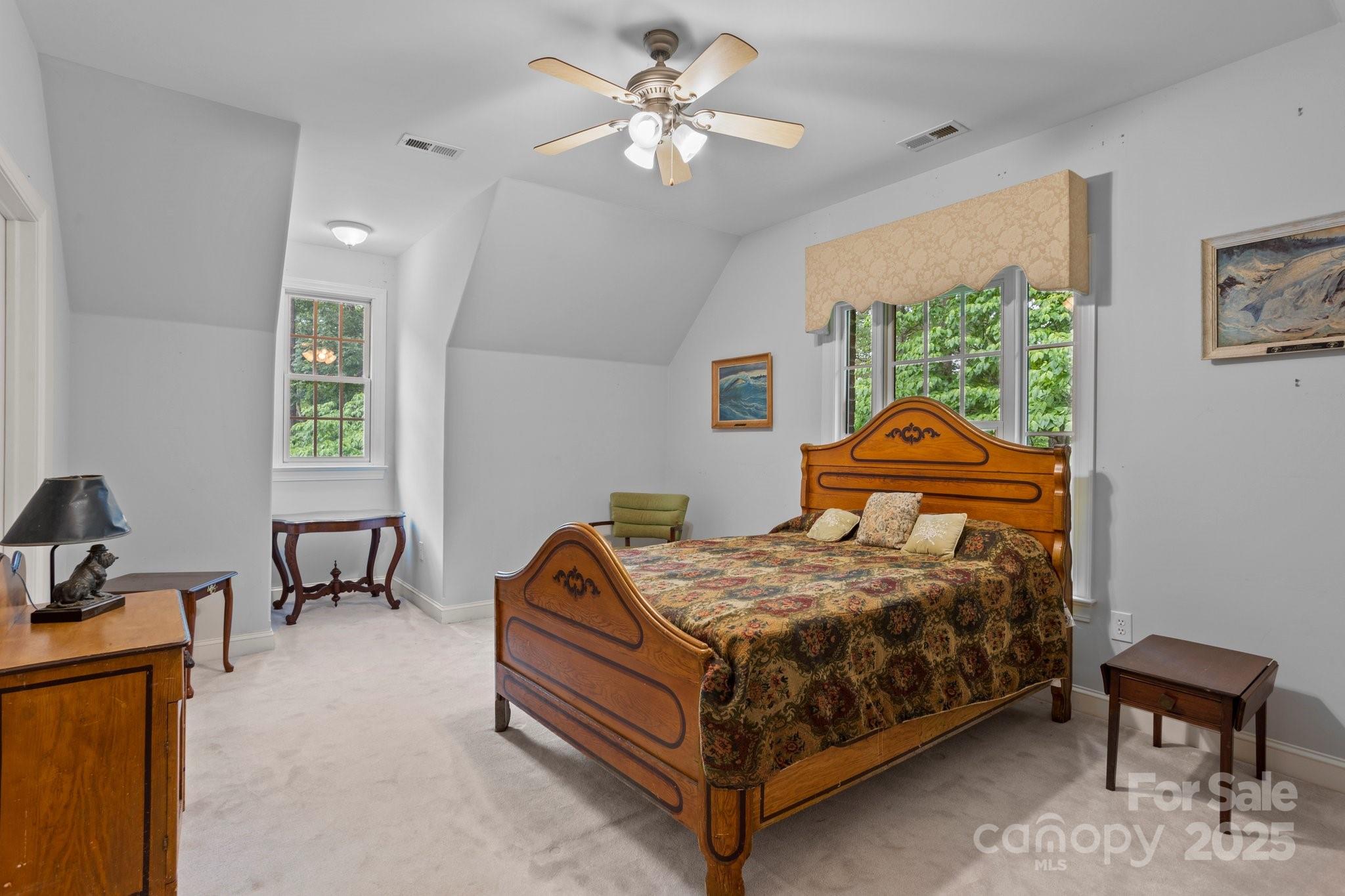 115 W Glenview Drive — Salisbury