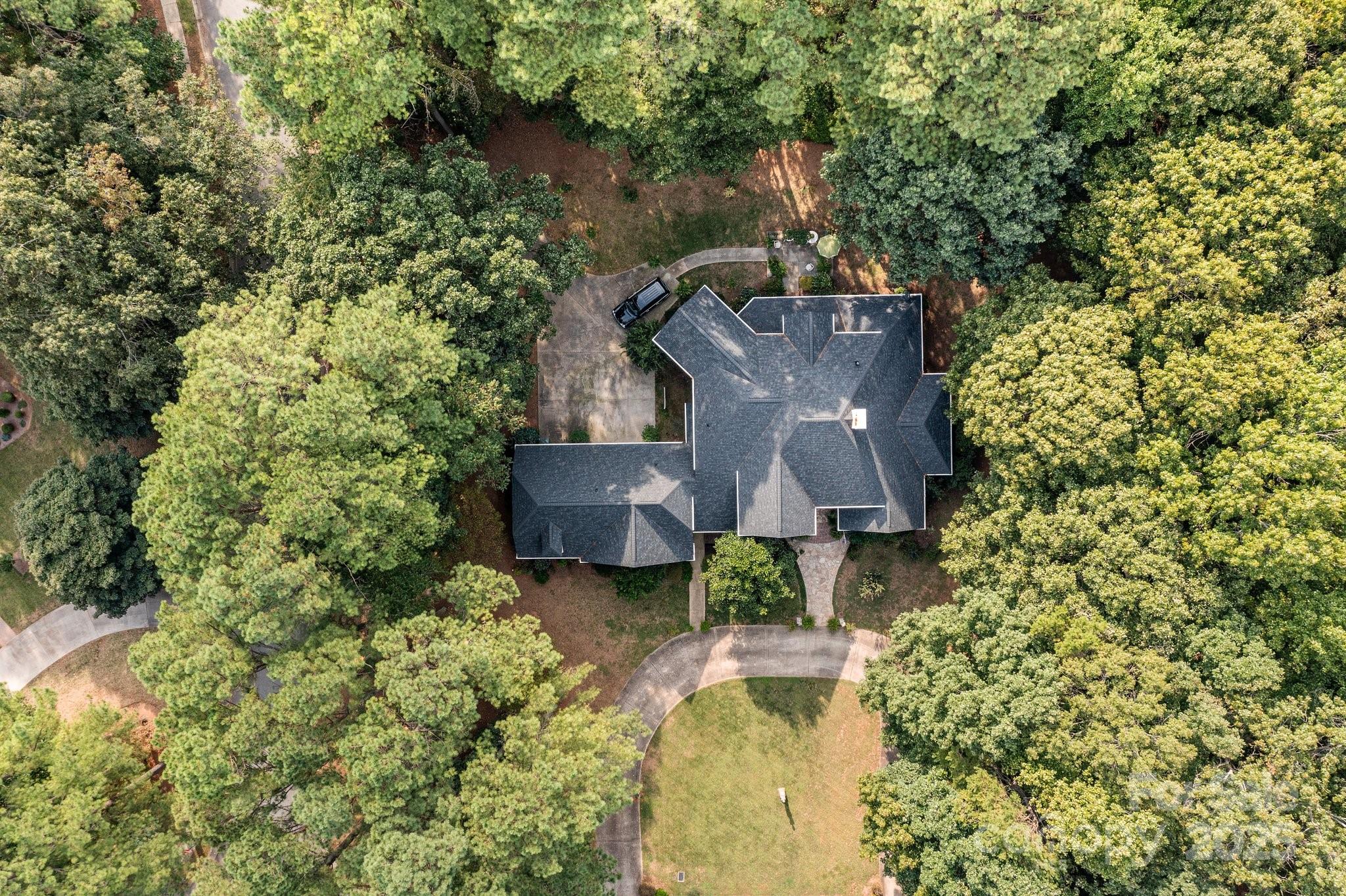 115 W Glenview Drive — Salisbury