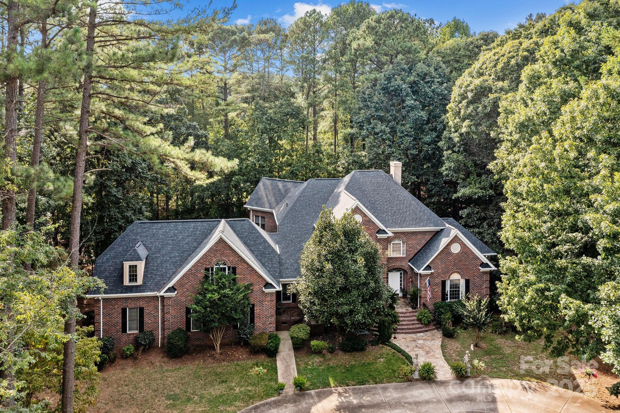 115 W Glenview Drive — Salisbury