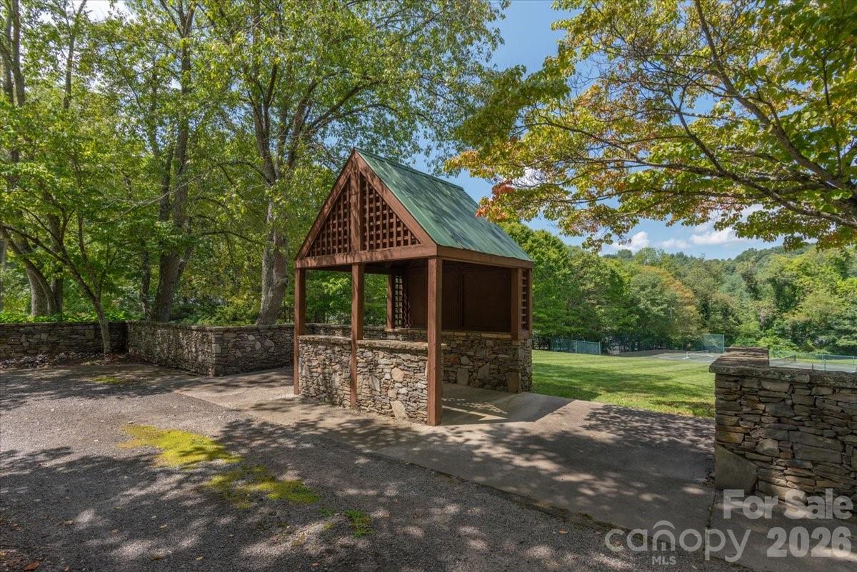 235 Timucua Trail — Waynesville