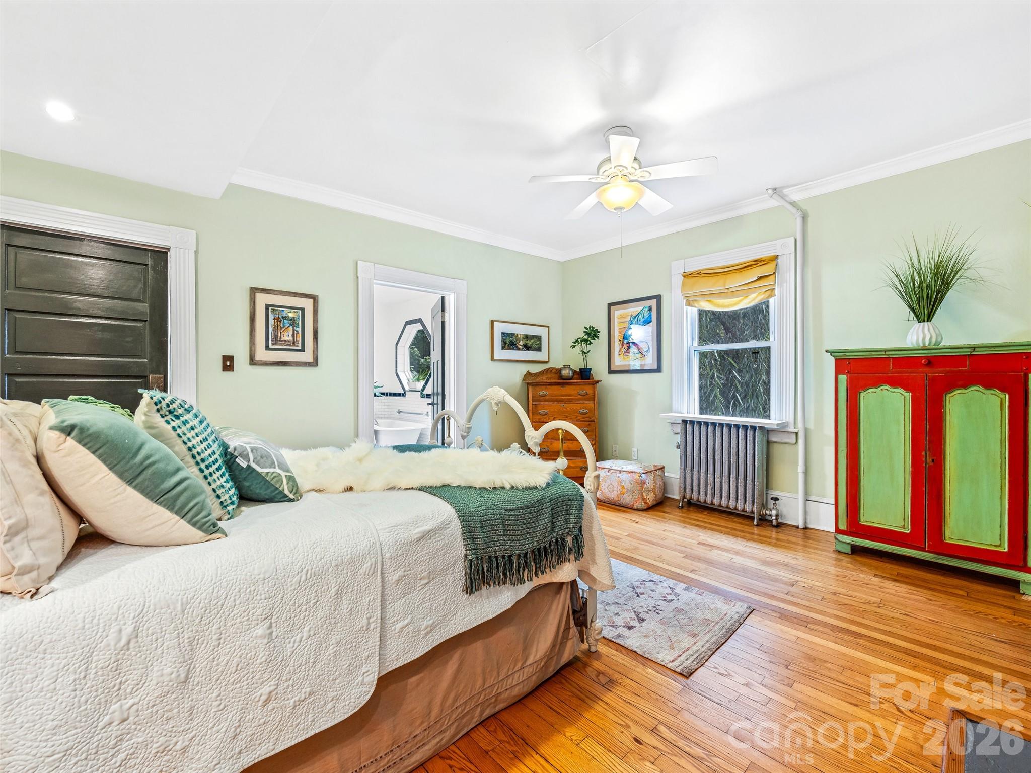 138 S French Broad Avenue — Asheville