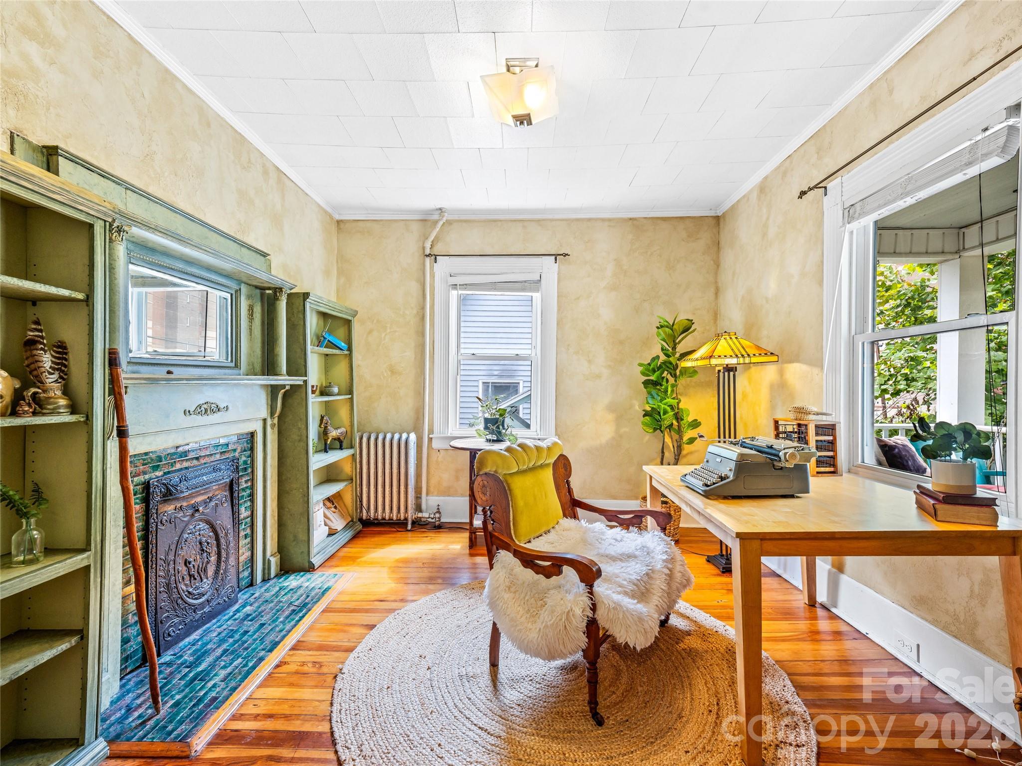 138 S French Broad Avenue — Asheville