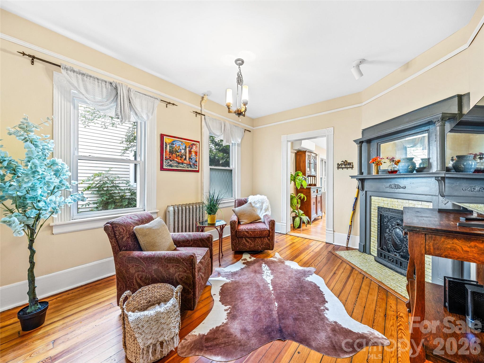 138 S French Broad Avenue — Asheville