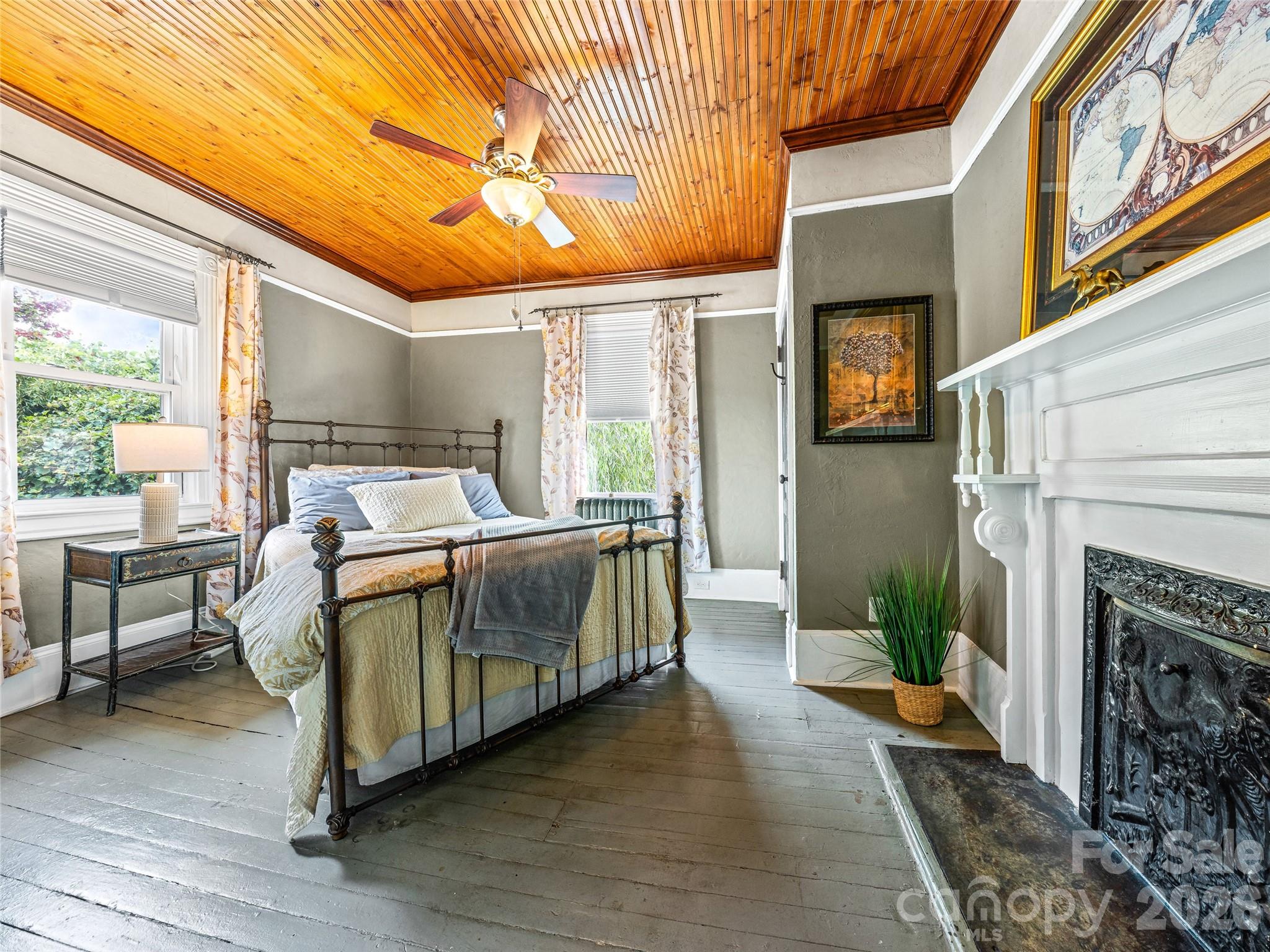 138 S French Broad Avenue — Asheville