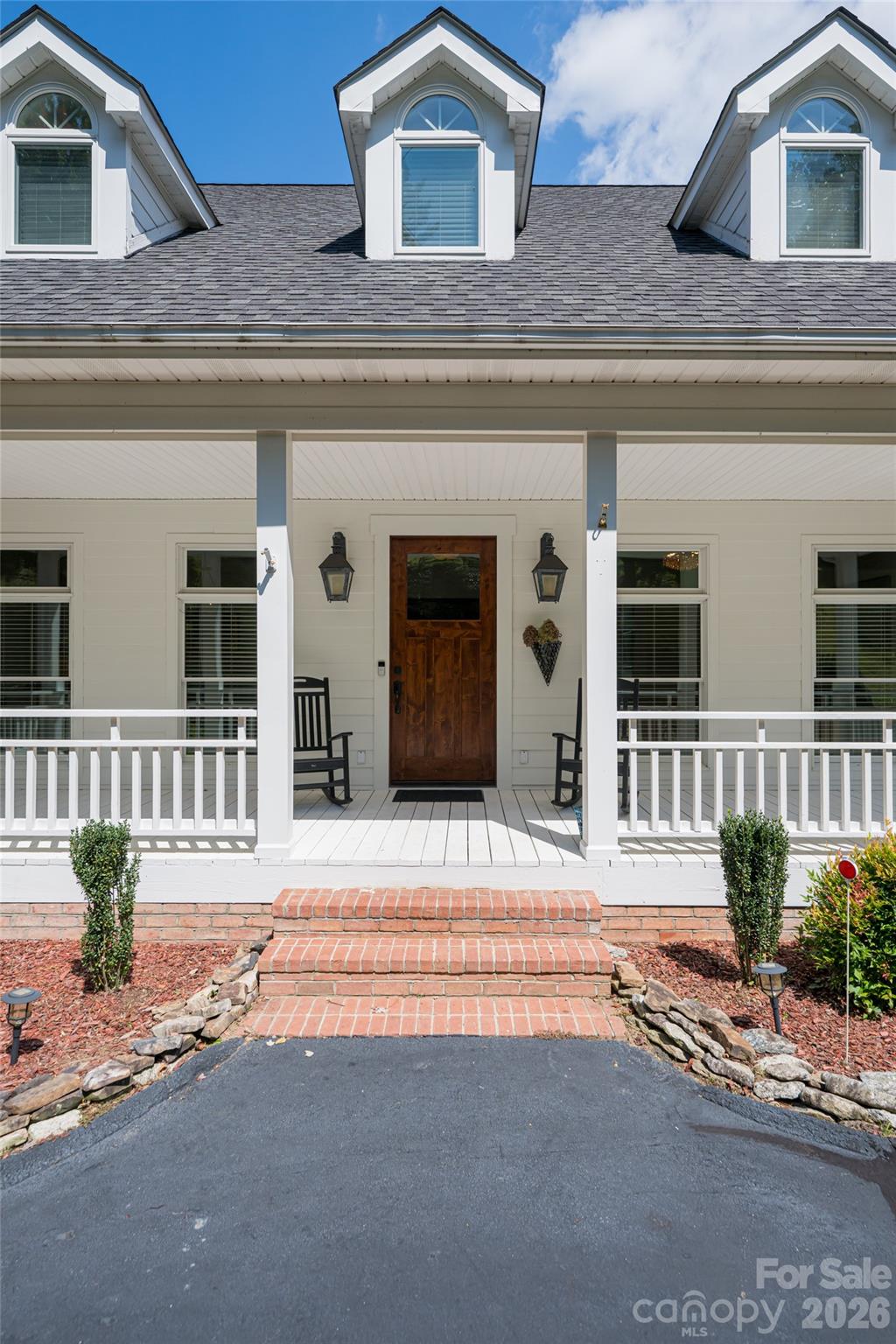208 Parrish Farm Road — Waynesville