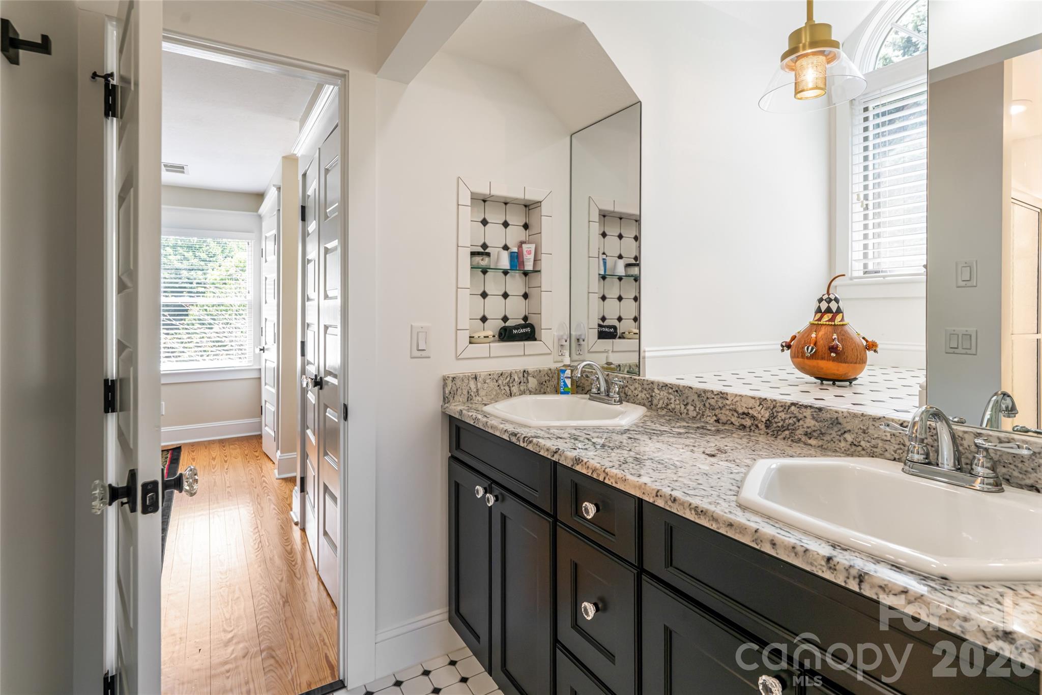 208 Parrish Farm Road — Waynesville