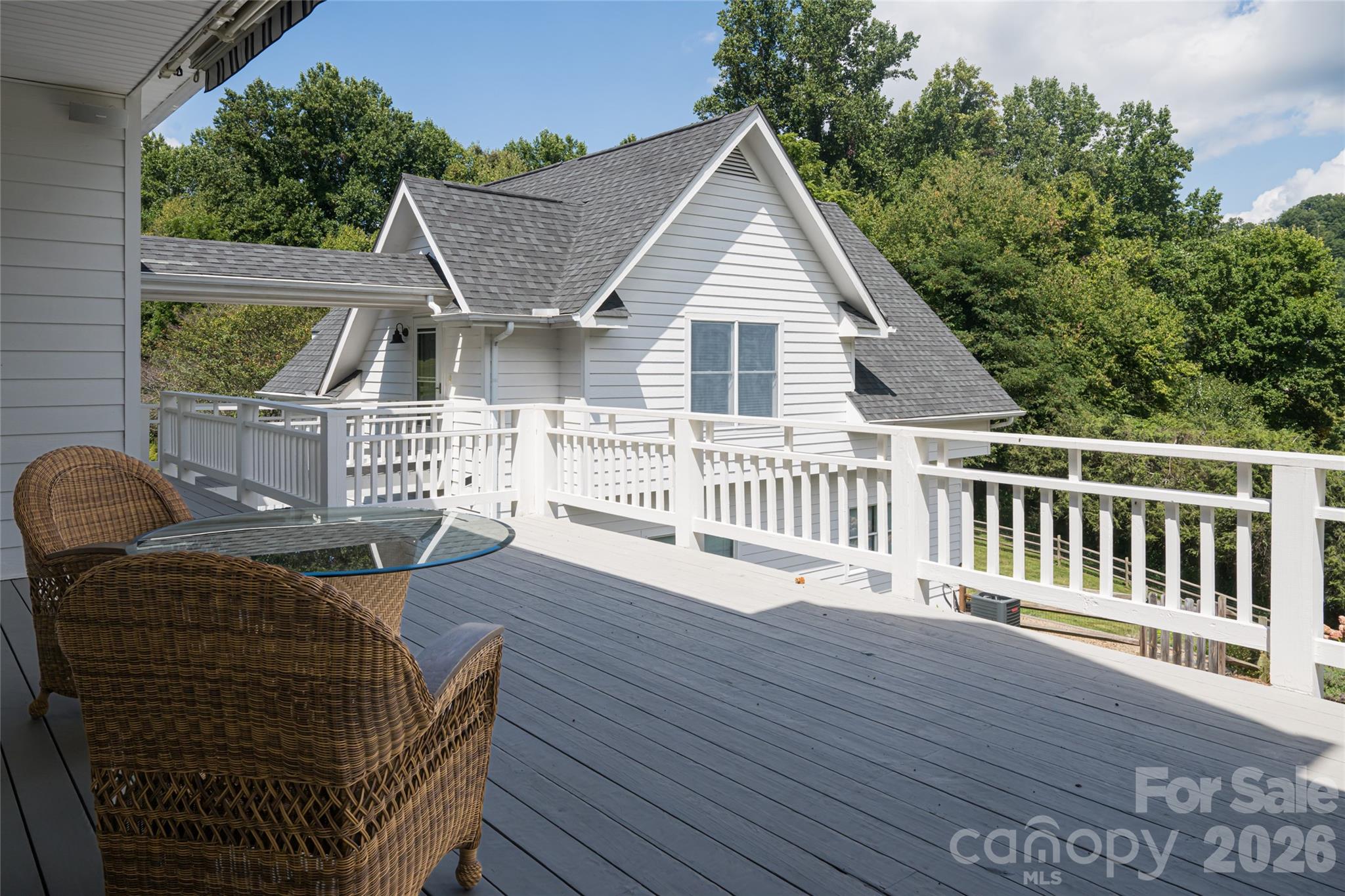 208 Parrish Farm Road — Waynesville