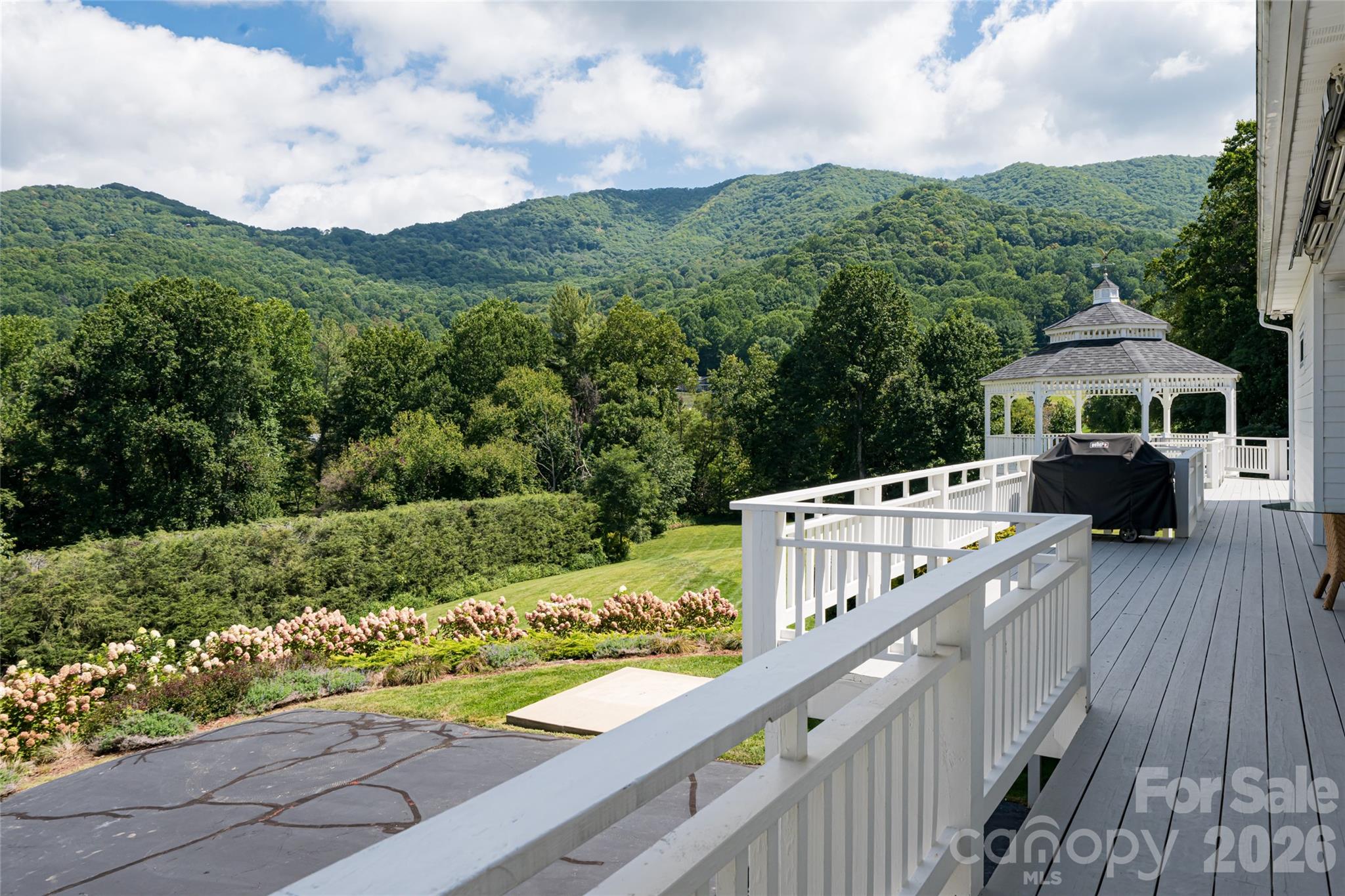 208 Parrish Farm Road — Waynesville