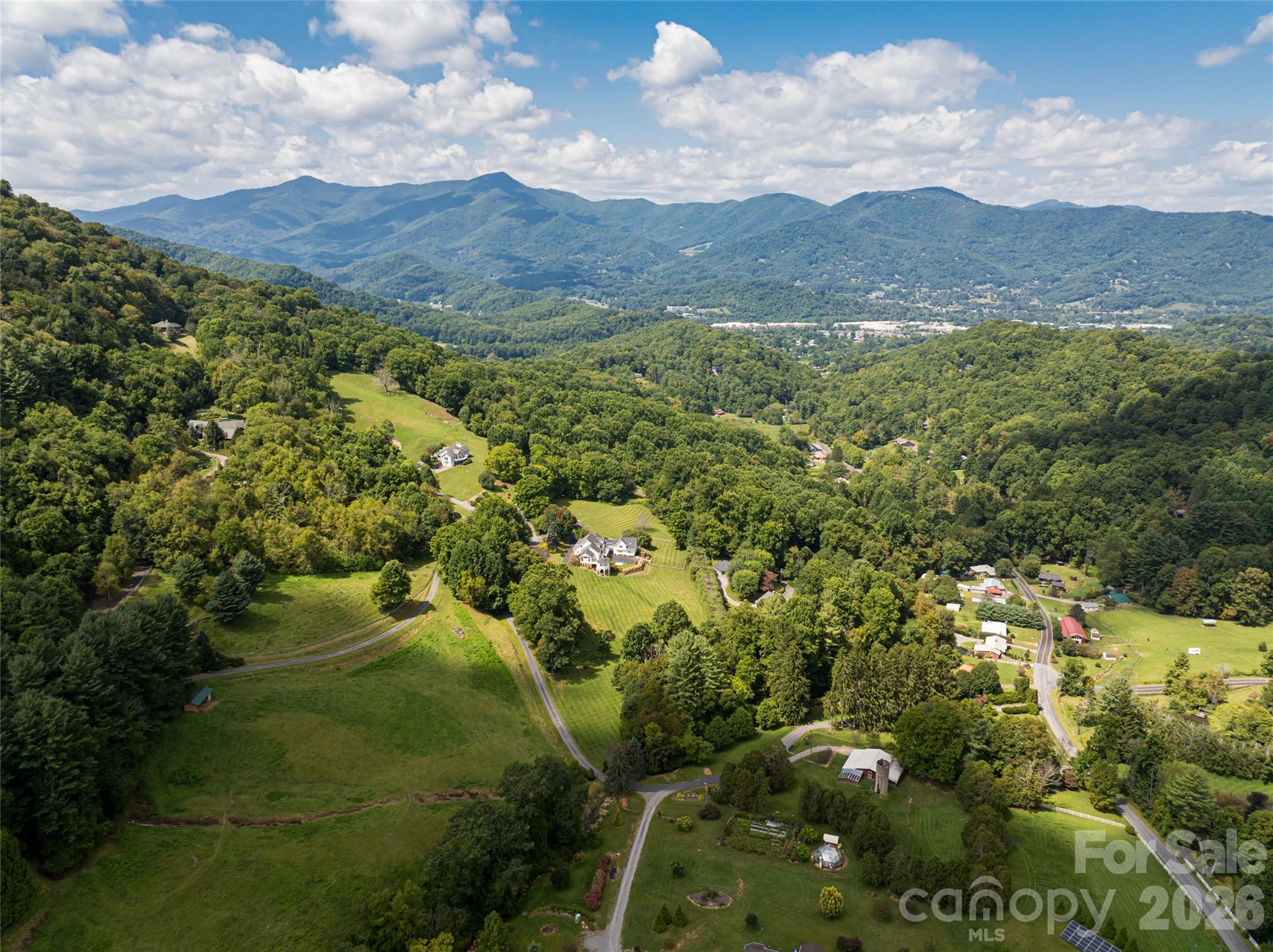 208 Parrish Farm Road — Waynesville