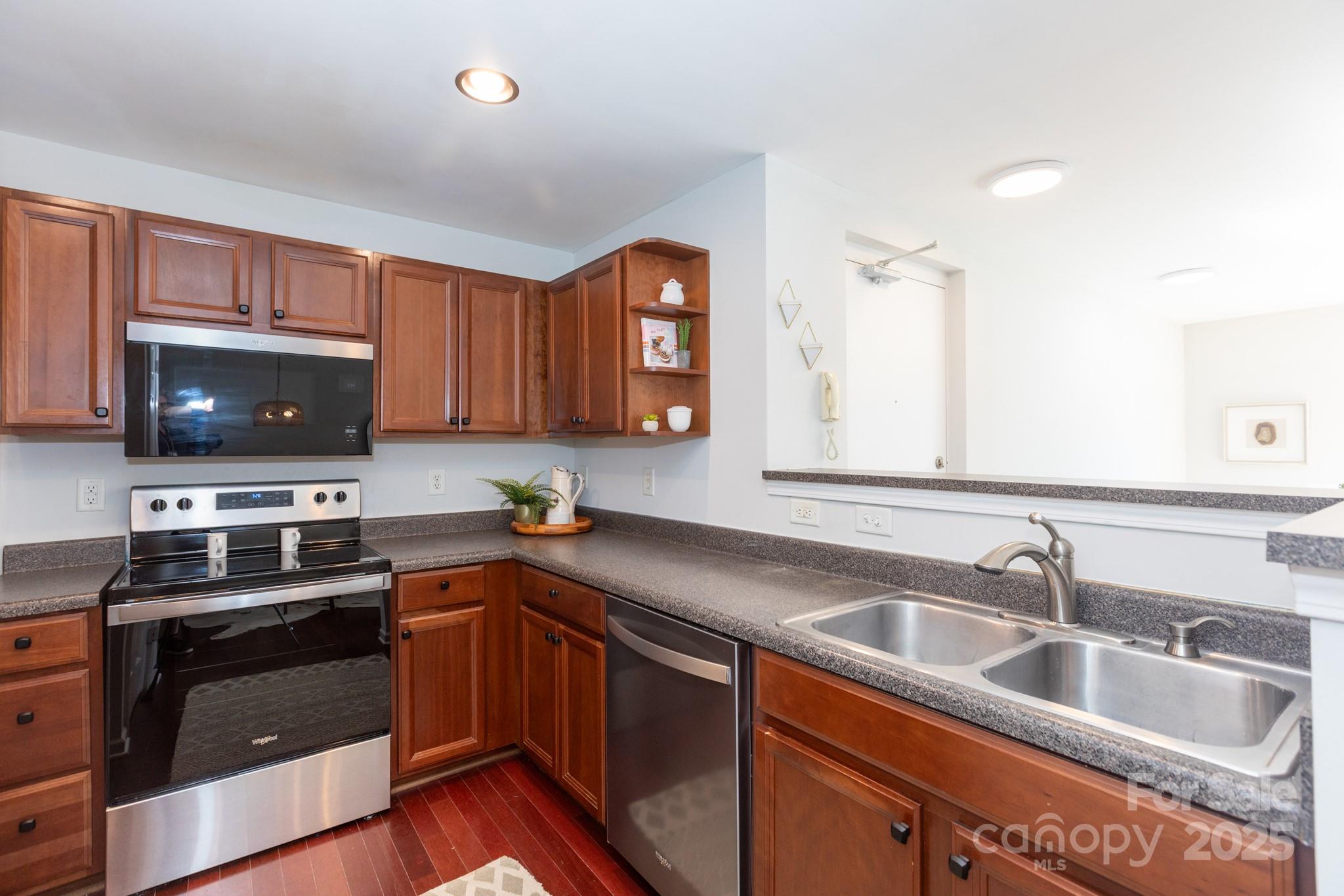 3959 Picasso Court — Charlotte