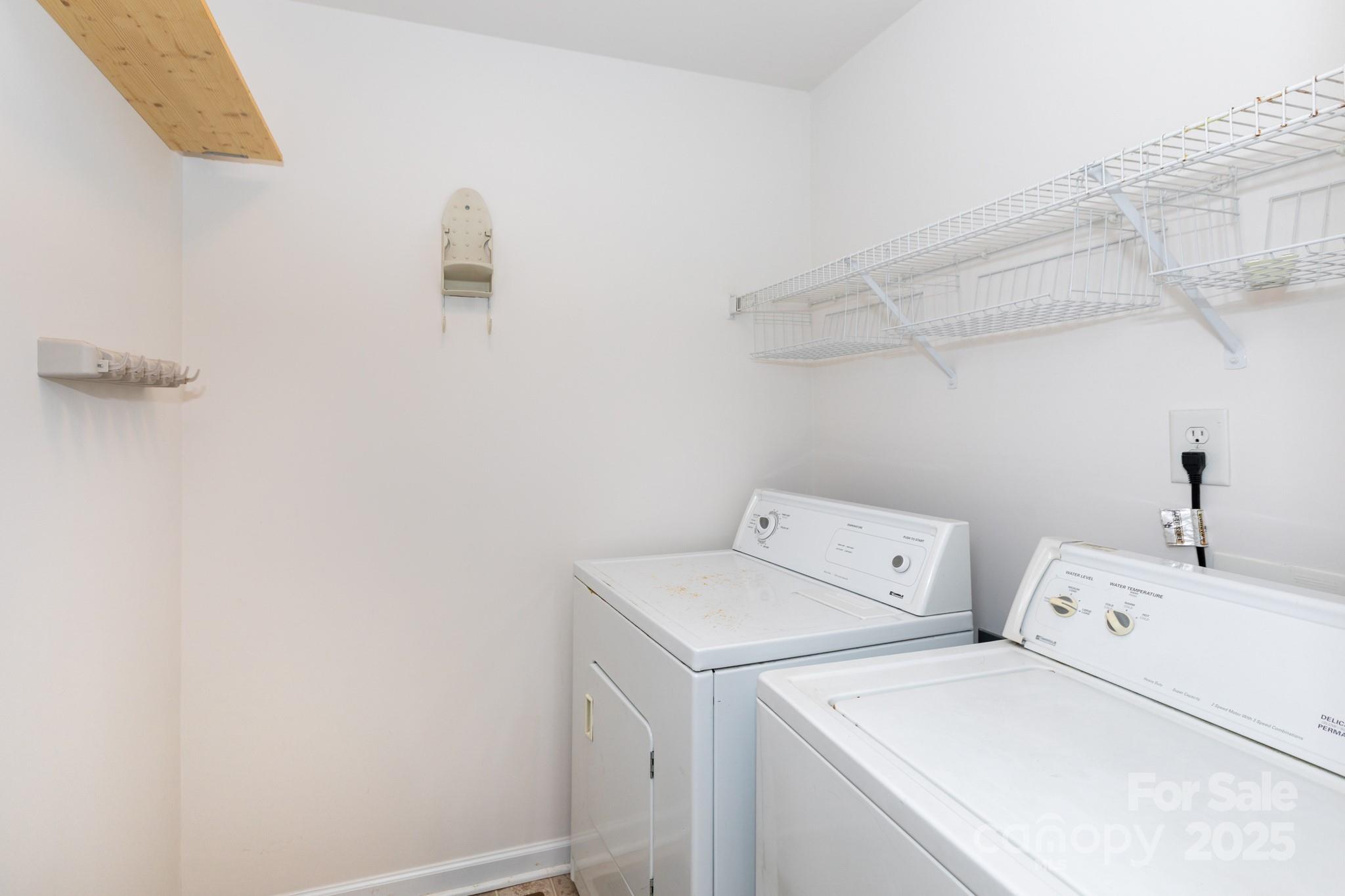 3959 Picasso Court — Charlotte