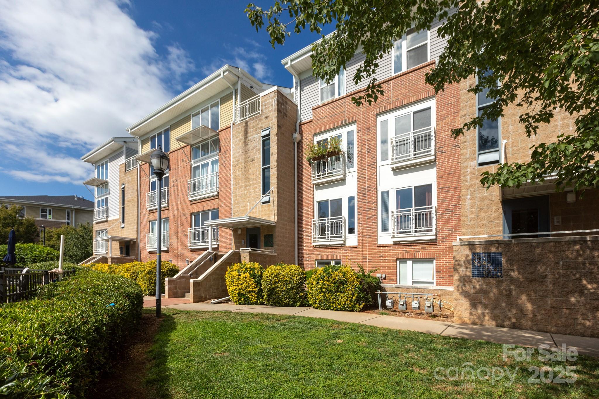 3959 Picasso Court — Charlotte