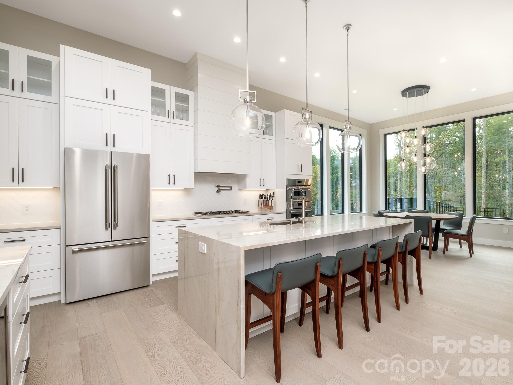 422 Ascension Valley — Horse Shoe
