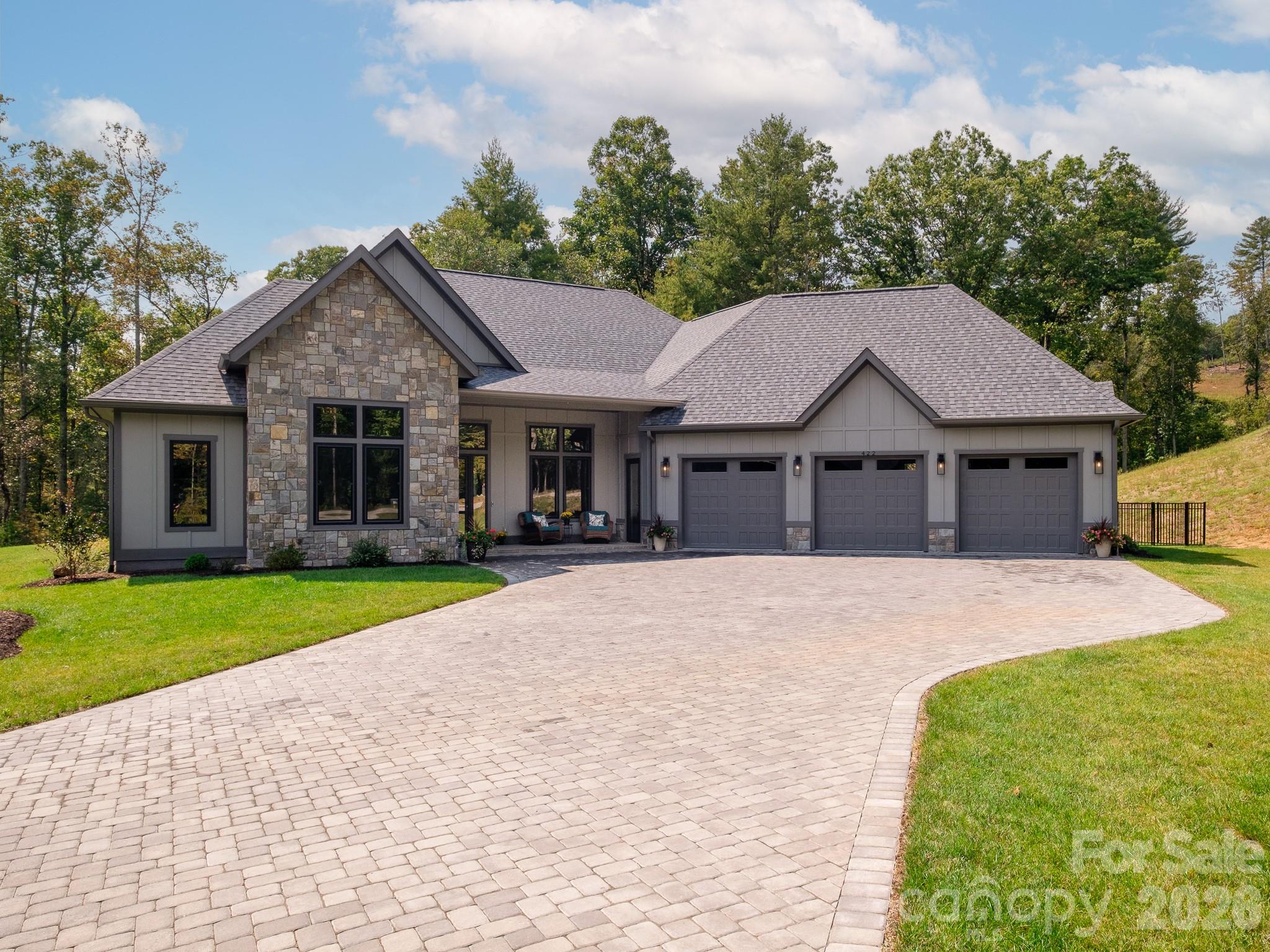 422 Ascension Valley — Horse Shoe