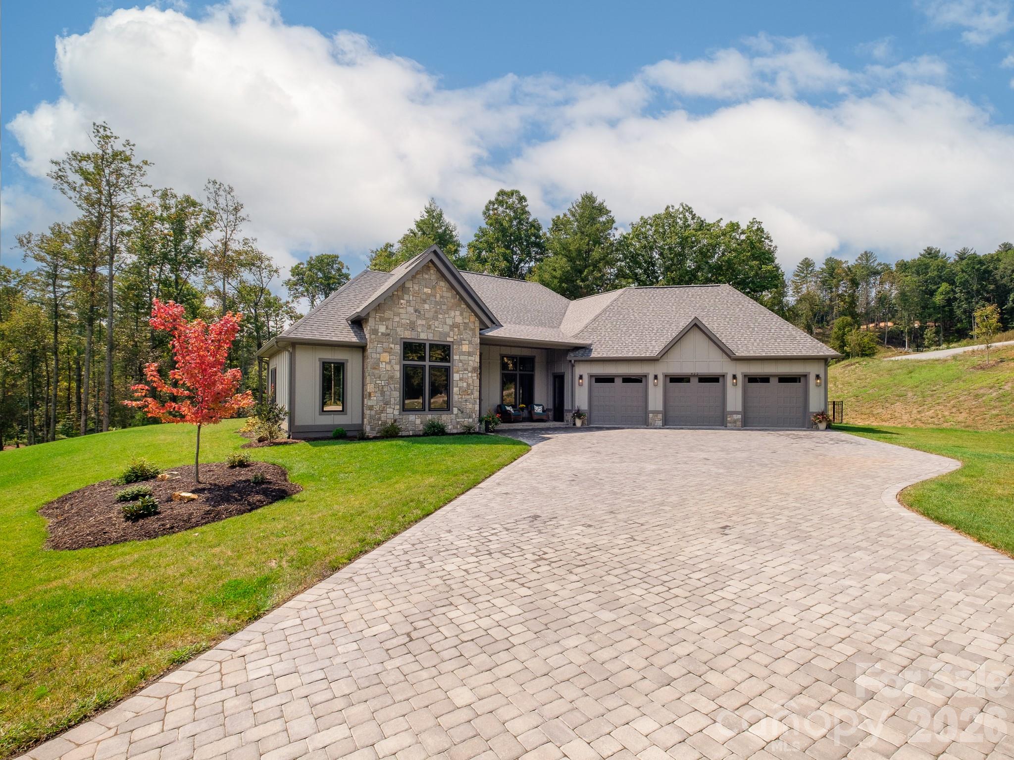 422 Ascension Valley — Horse Shoe