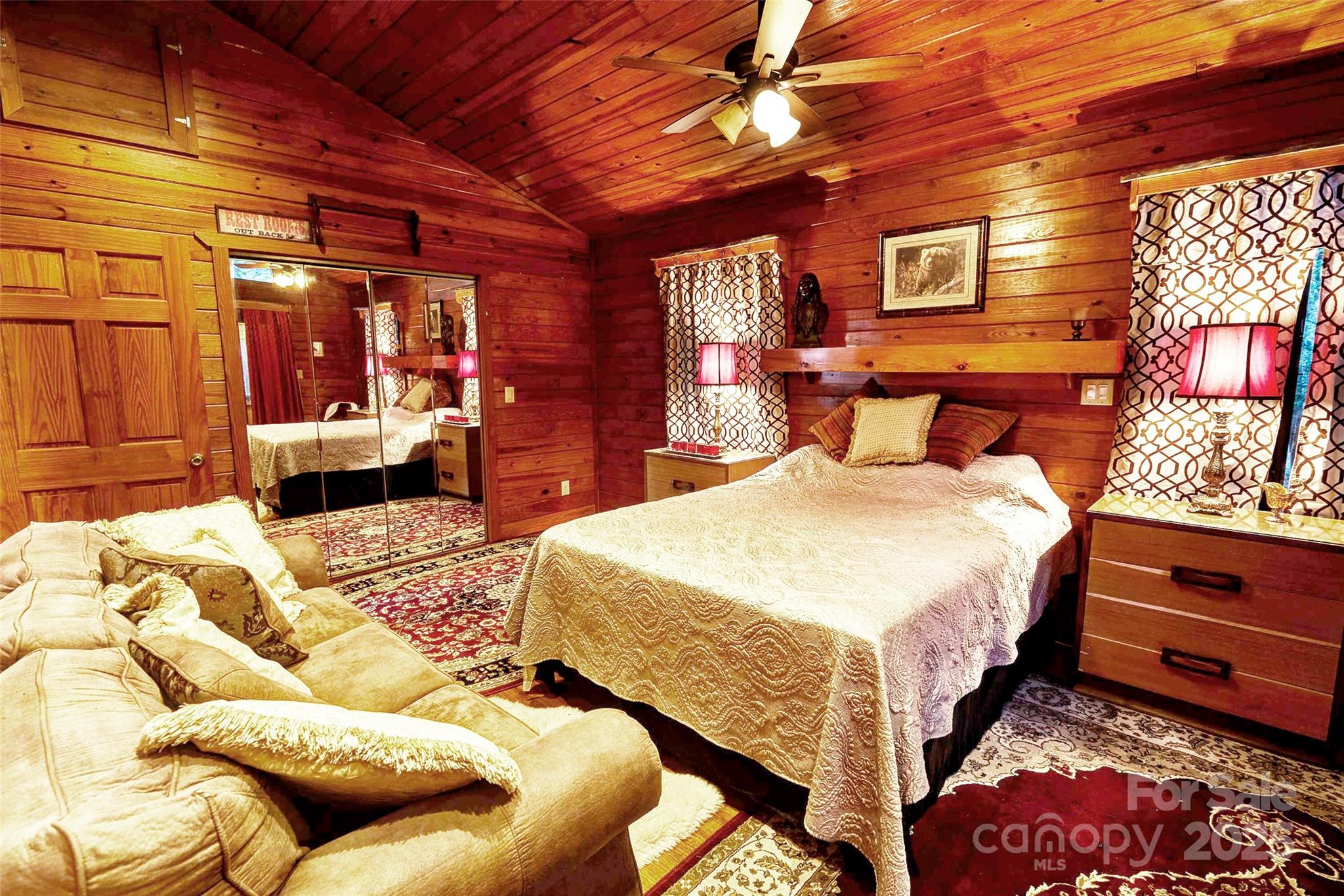 139 Forest Hills Road — Bryson City