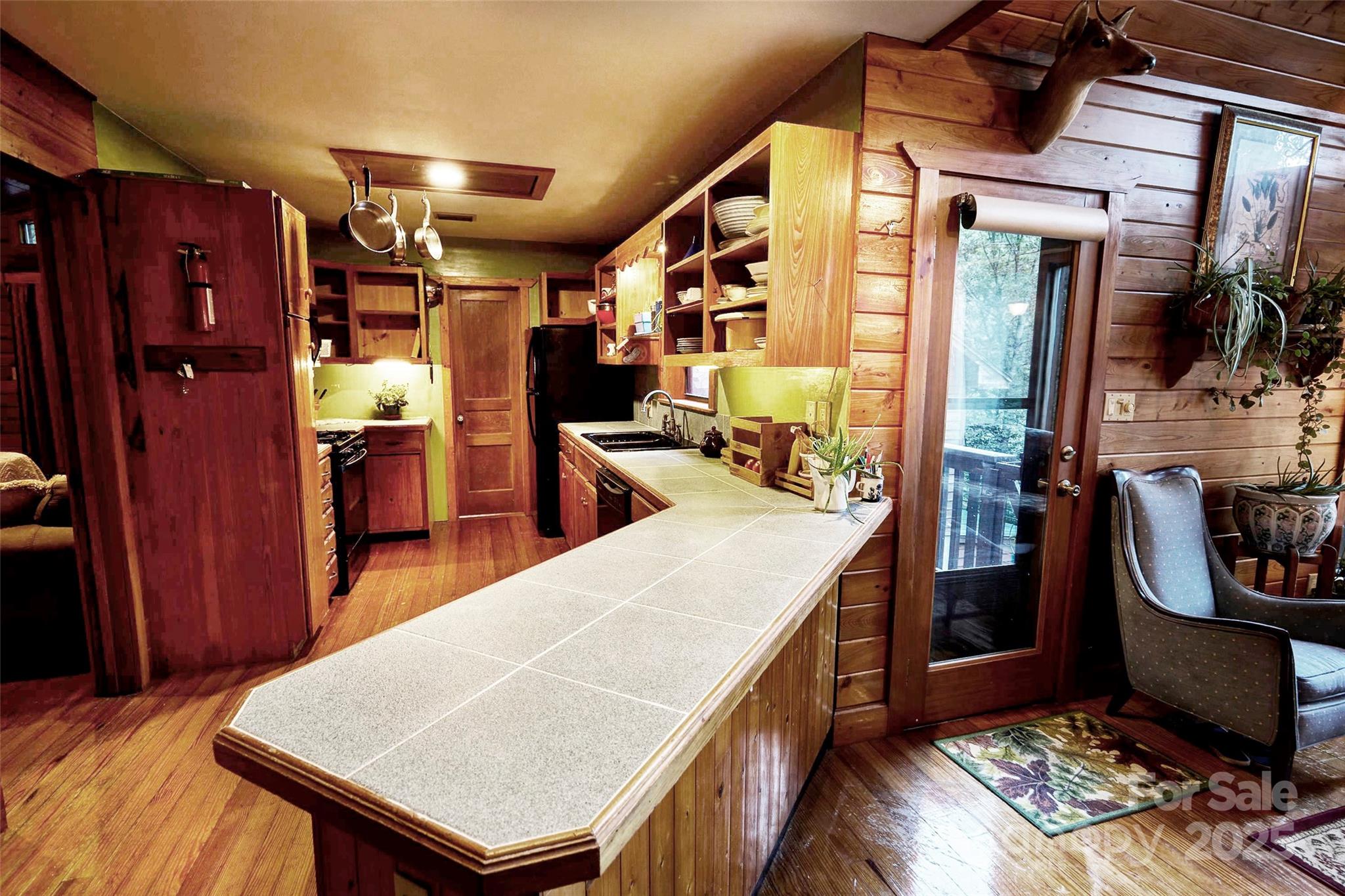 139 Forest Hills Road — Bryson City