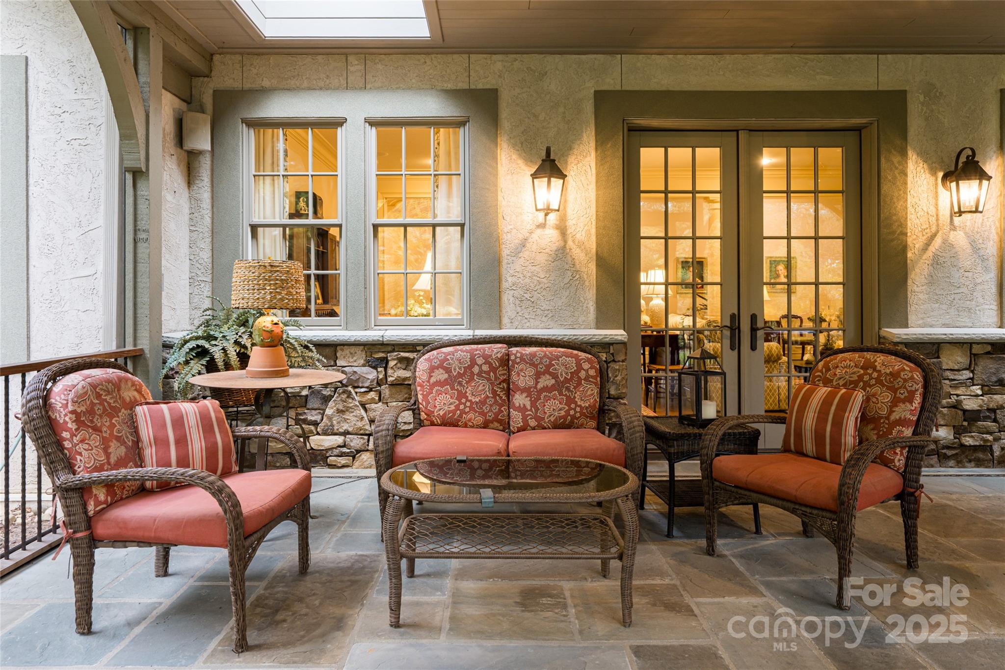 53 Cedar Hill Drive — Asheville