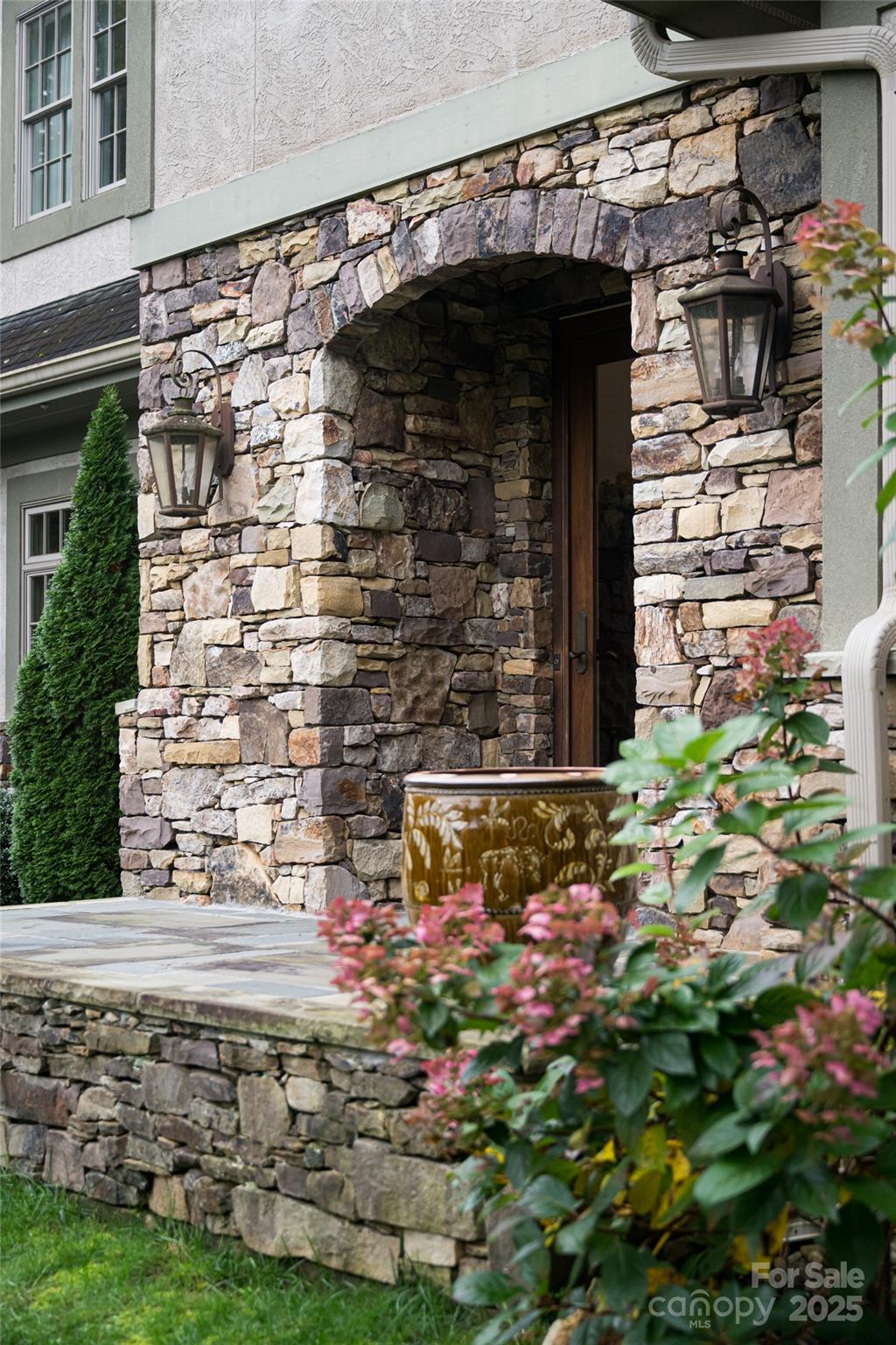 53 Cedar Hill Drive — Asheville