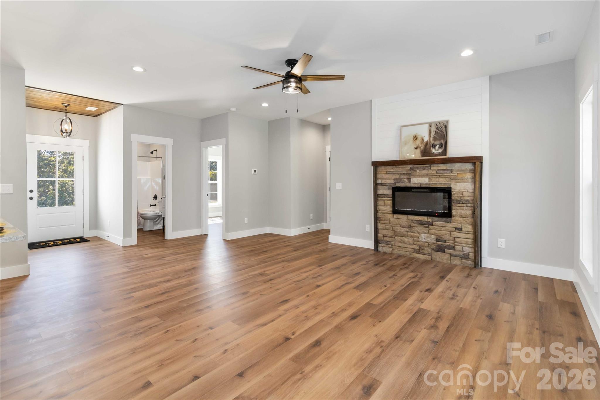 2605 Mt Prospect Road — Chester