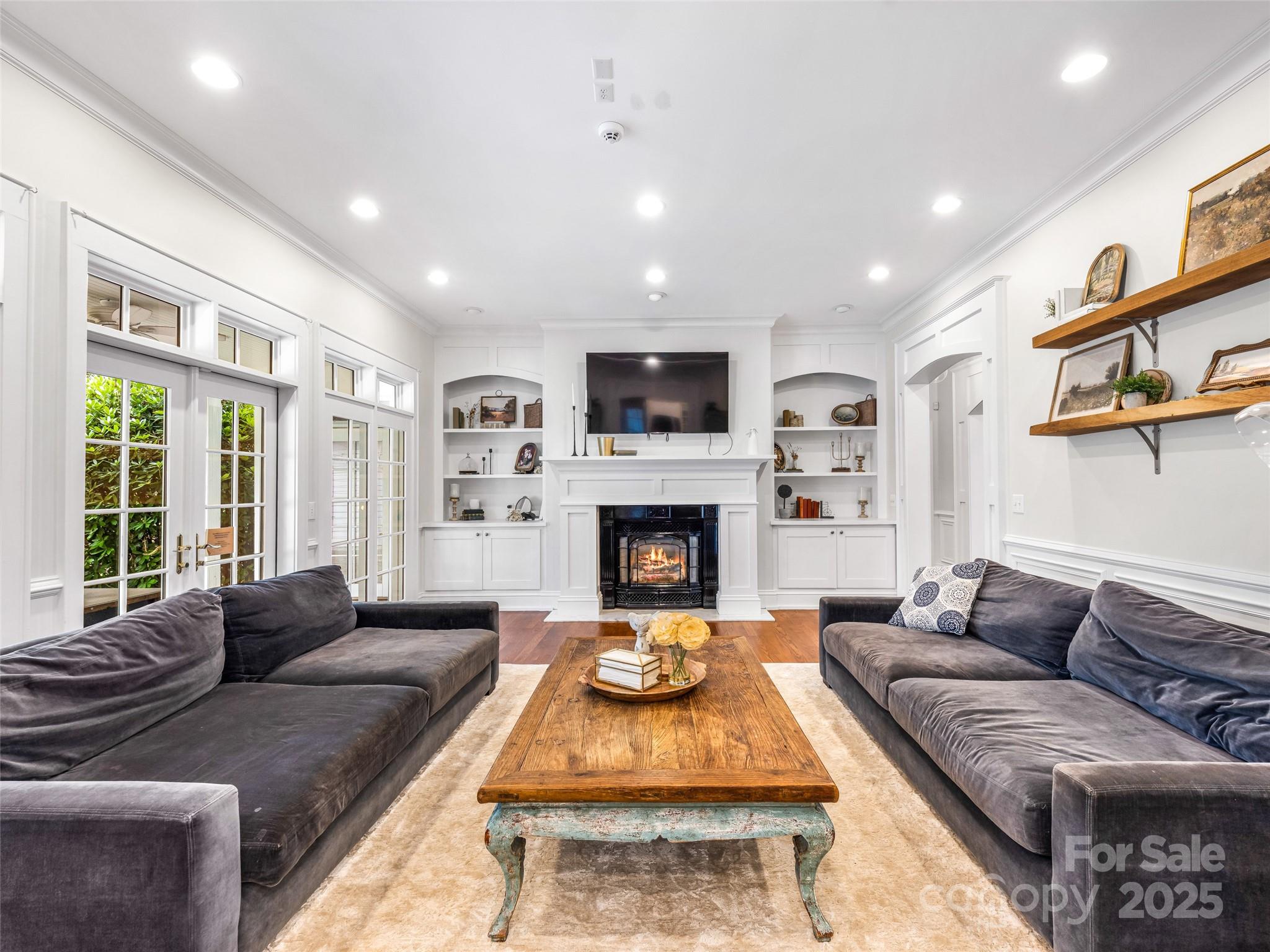 26 Cook Lane — Mills River