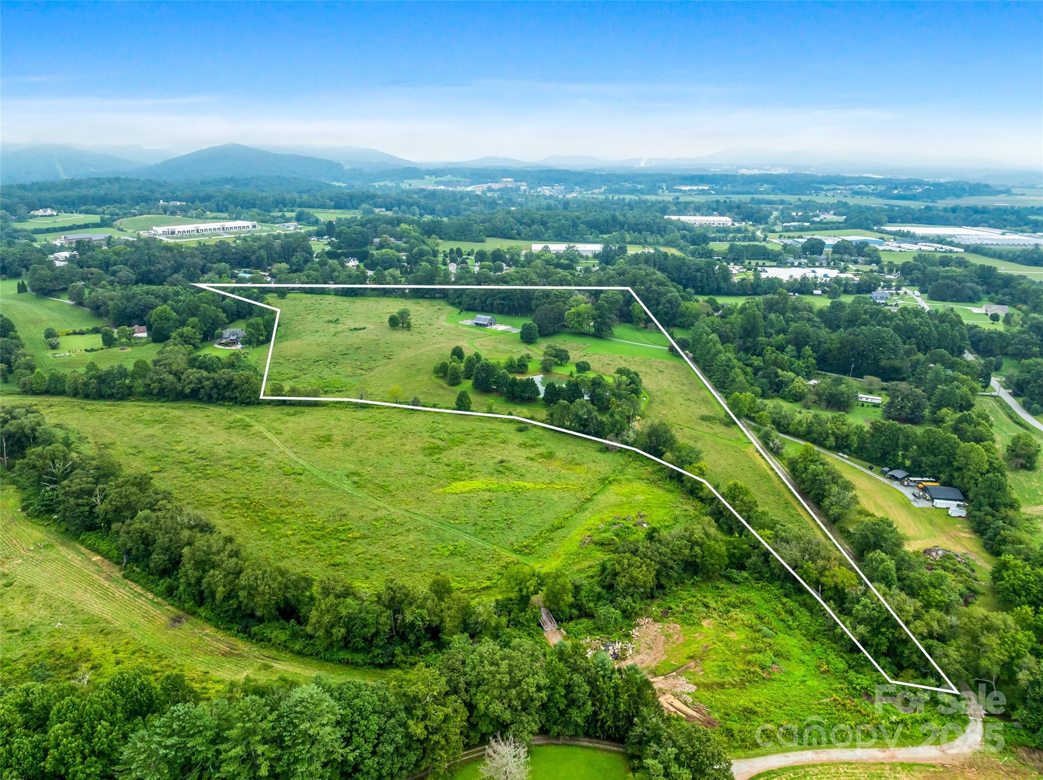 26 Cook Lane — Mills River