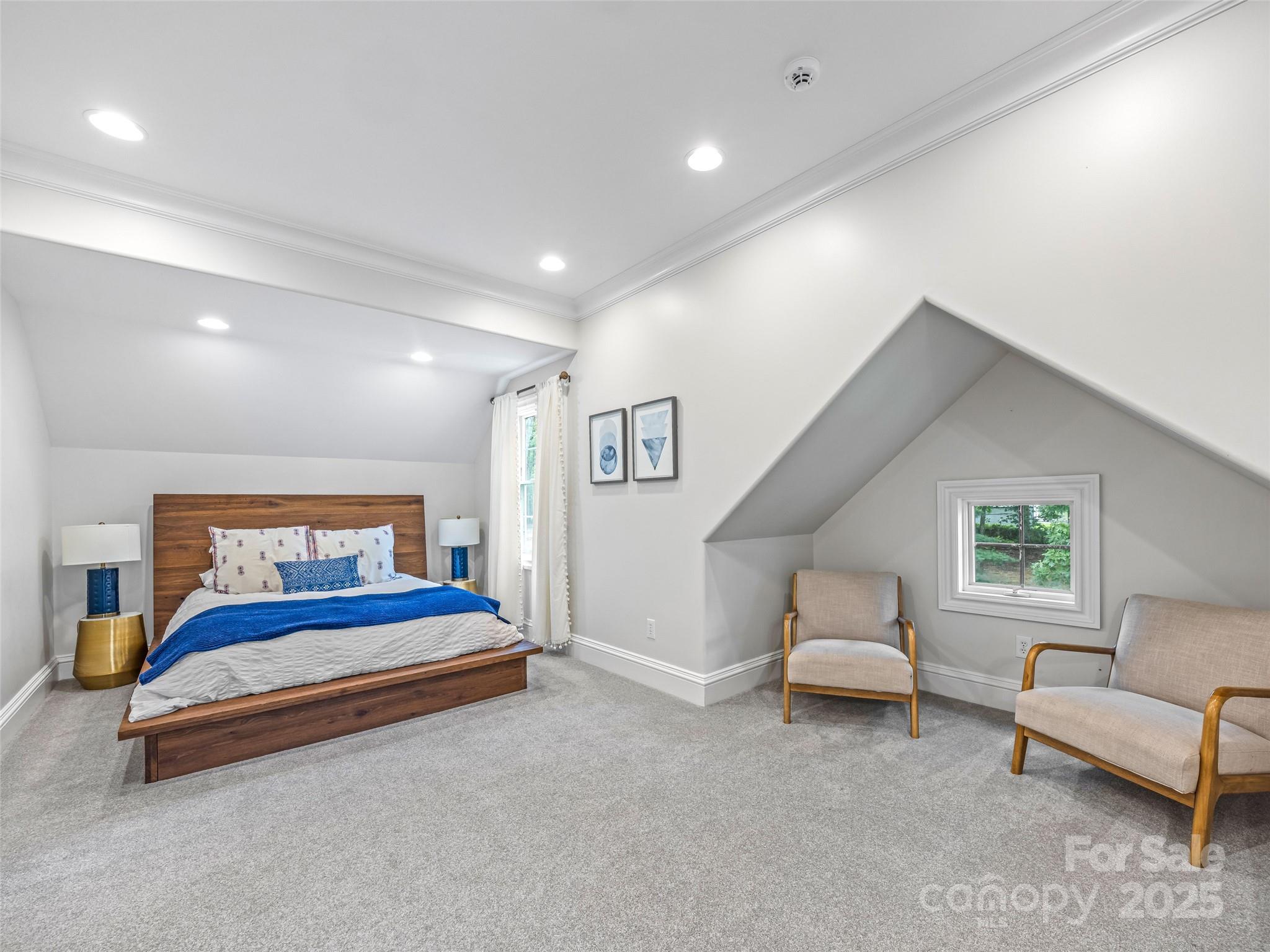 26 Cook Lane — Mills River