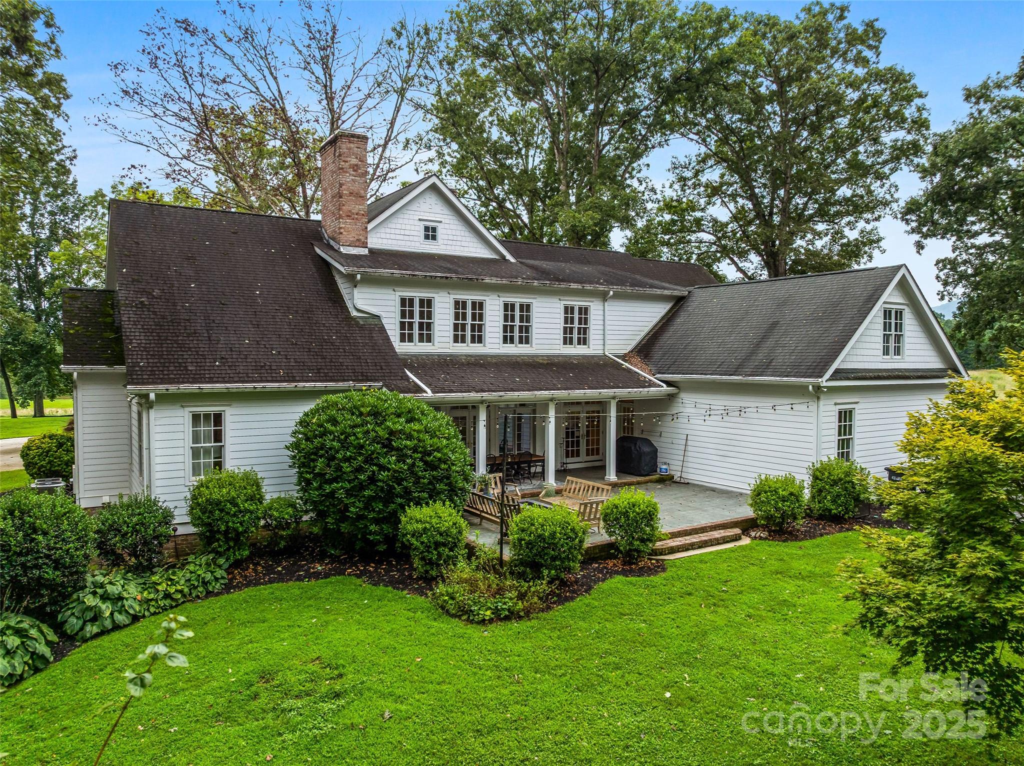 26 Cook Lane — Mills River
