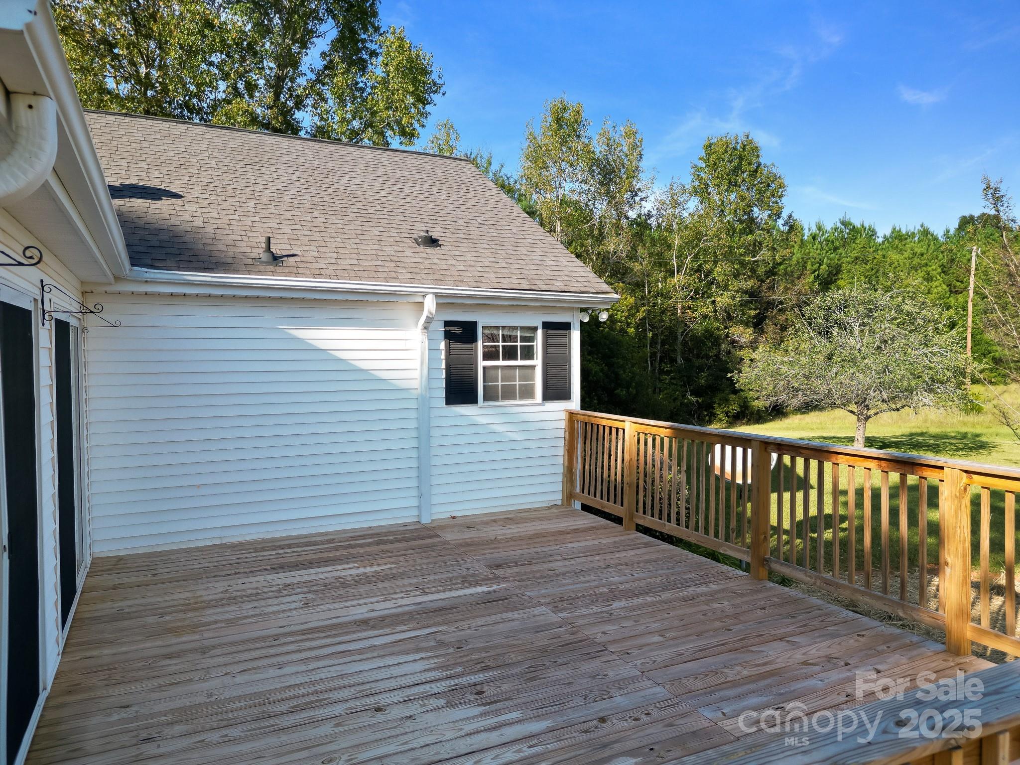2716 Camp Creek Road — Lancaster