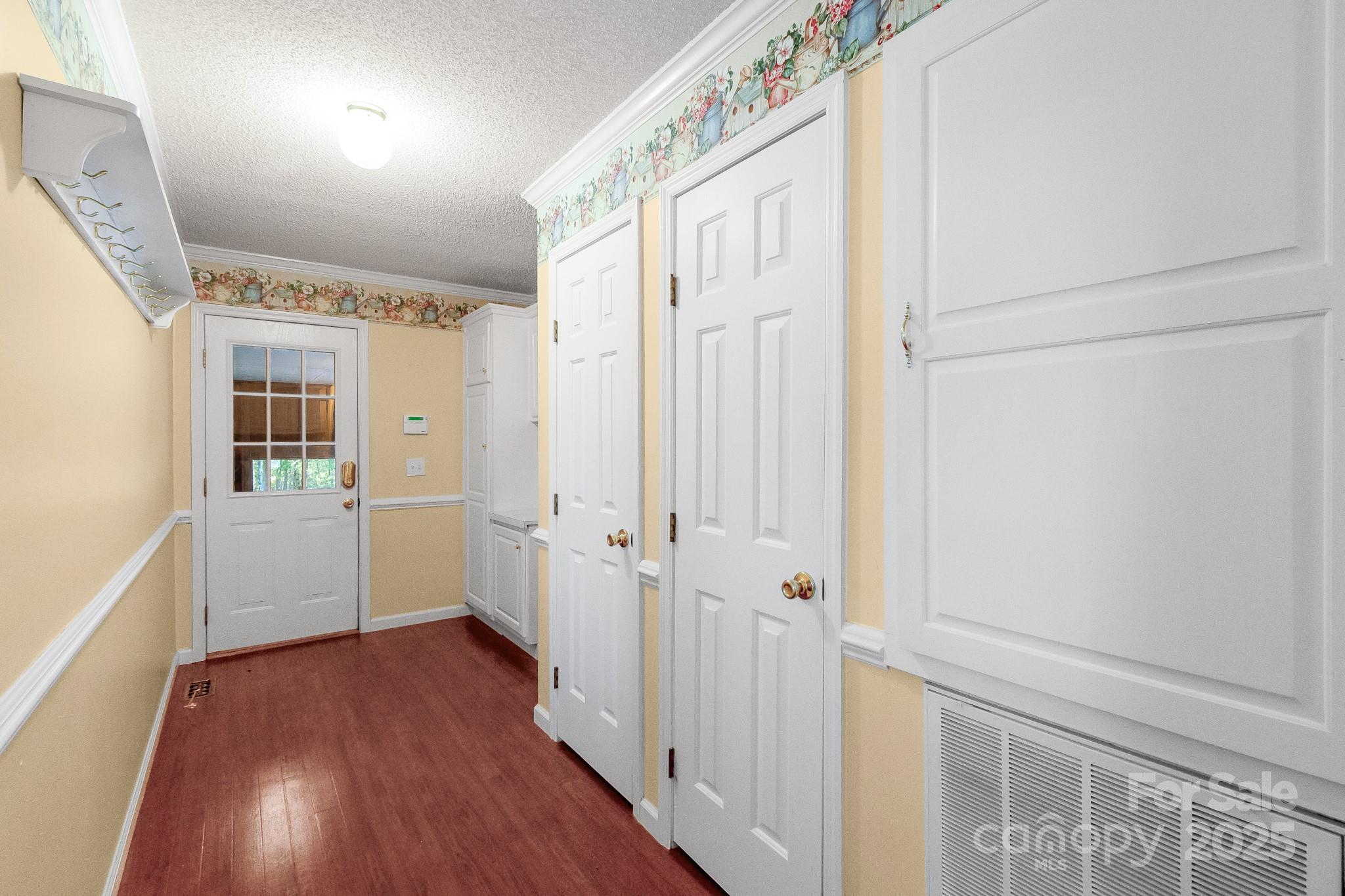 2716 Camp Creek Road — Lancaster