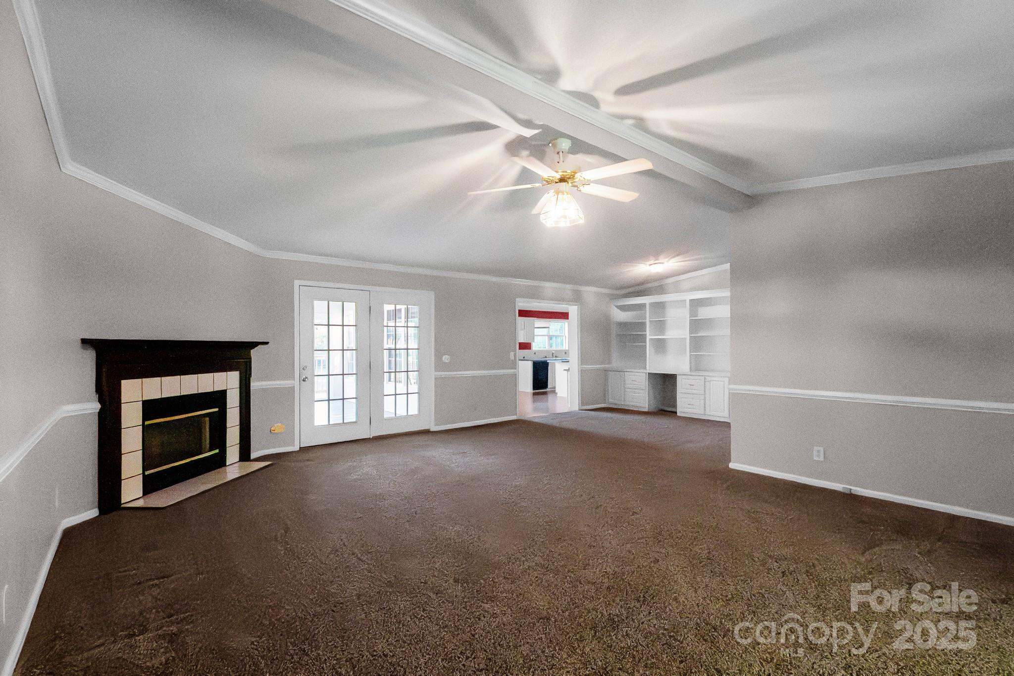 2716 Camp Creek Road — Lancaster