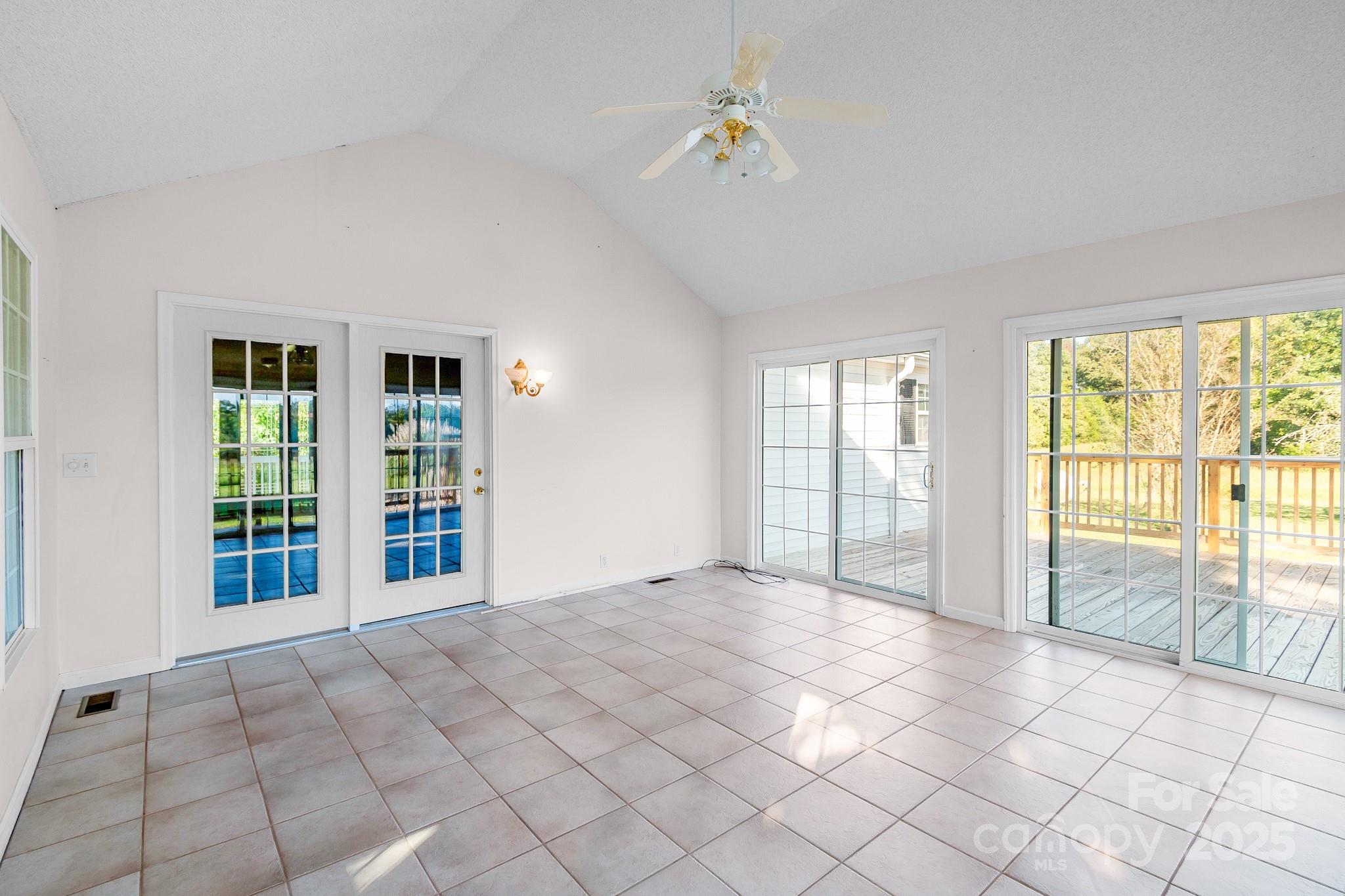 2716 Camp Creek Road — Lancaster