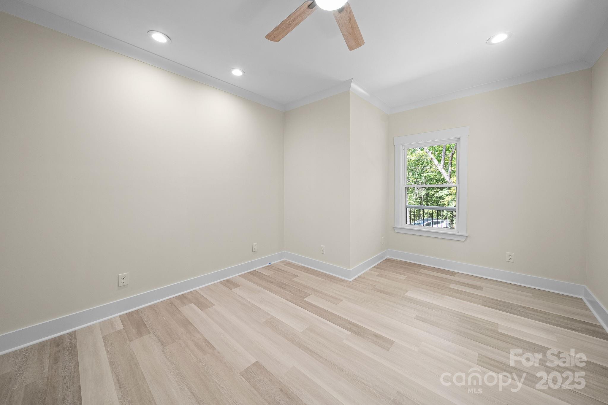 4460 R L Lane — Midland