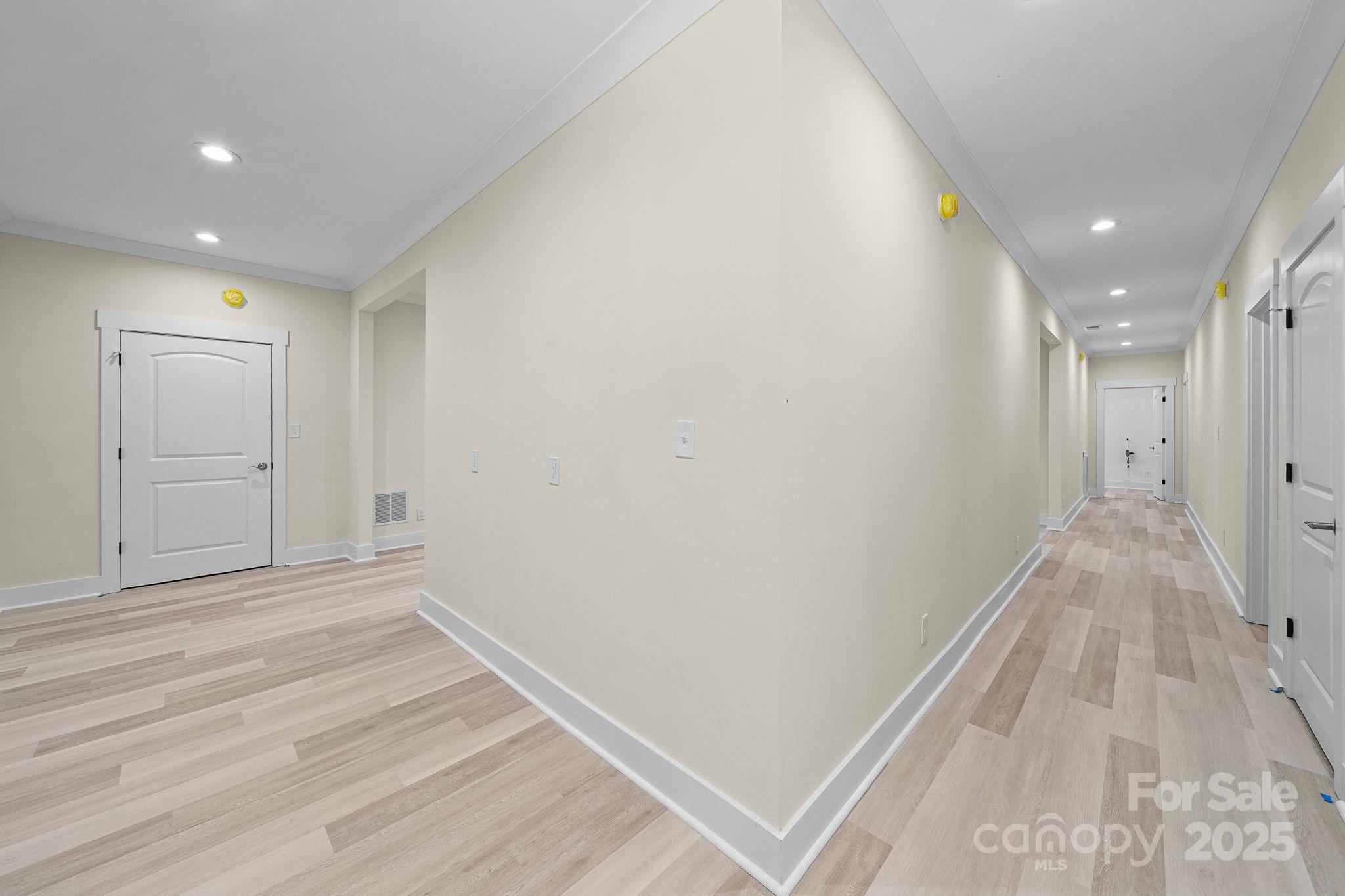 4460 R L Lane — Midland