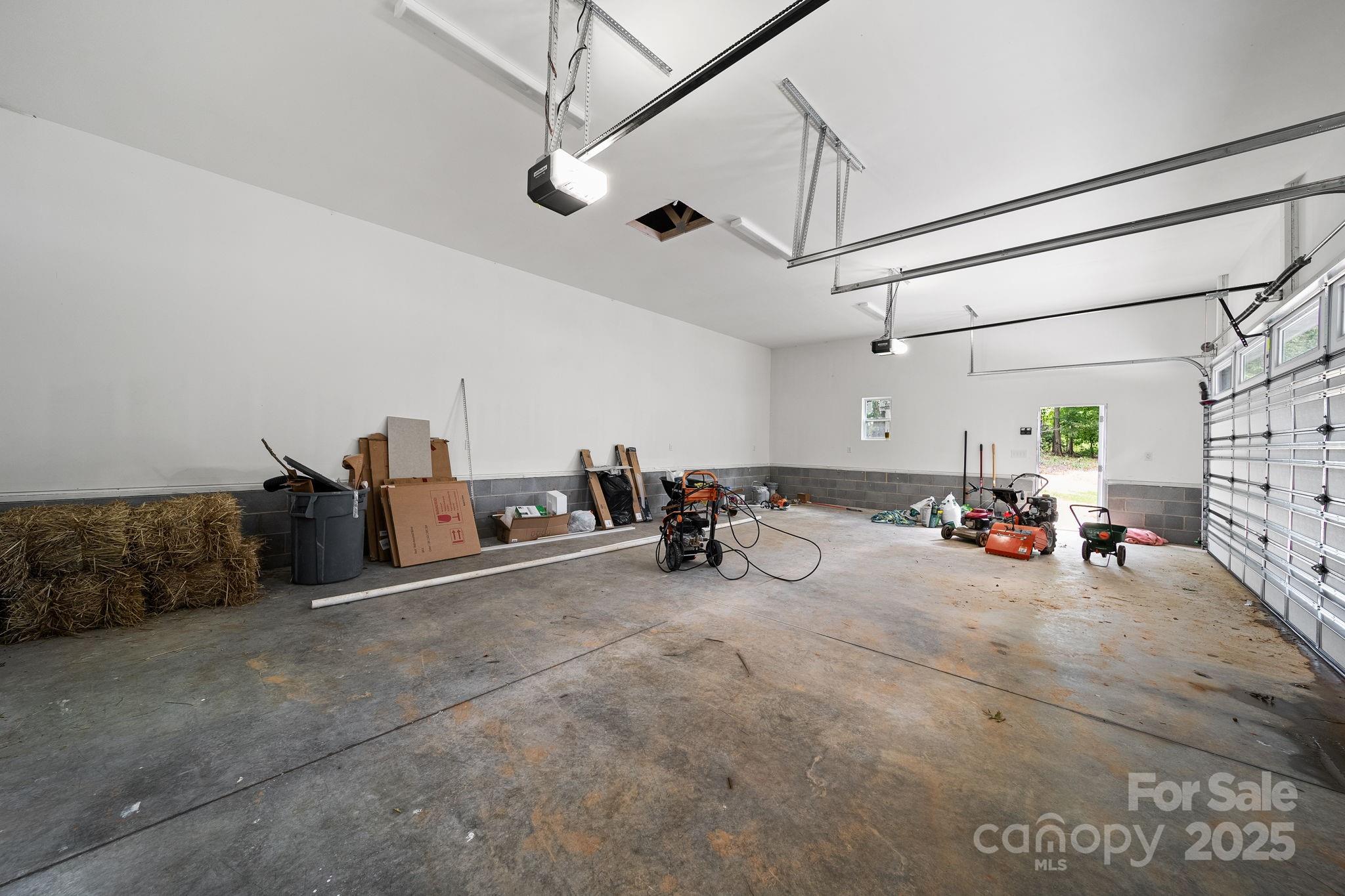 4460 R L Lane — Midland