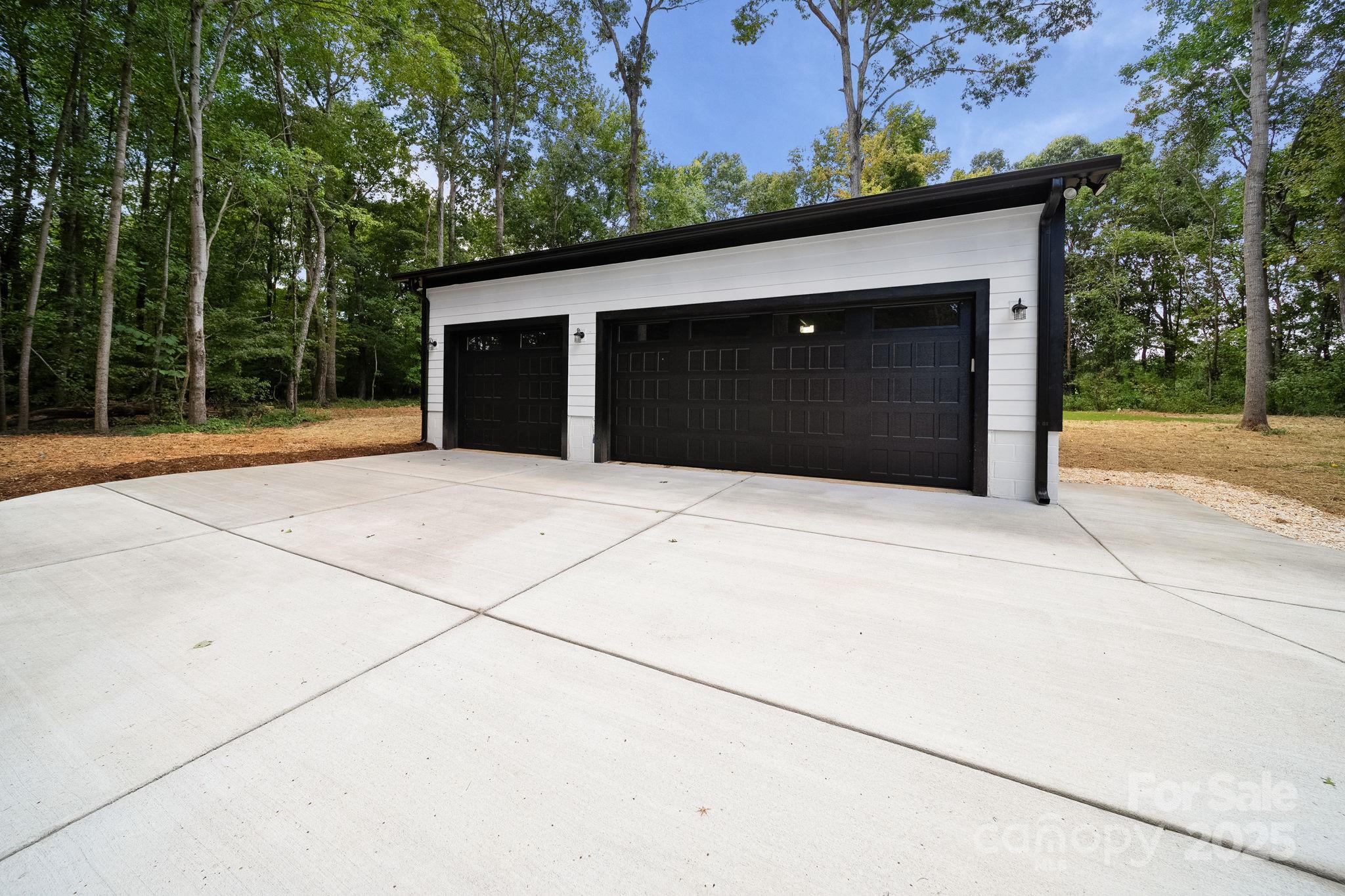 4460 R L Lane — Midland