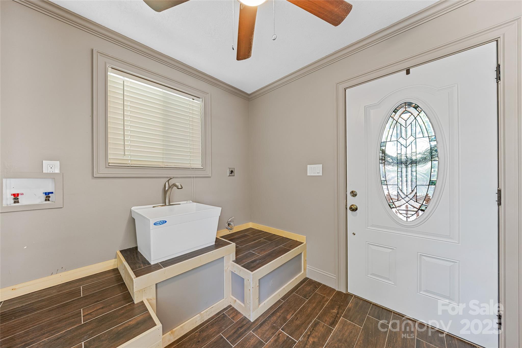 425 Lyndhurst Drive — Hendersonville