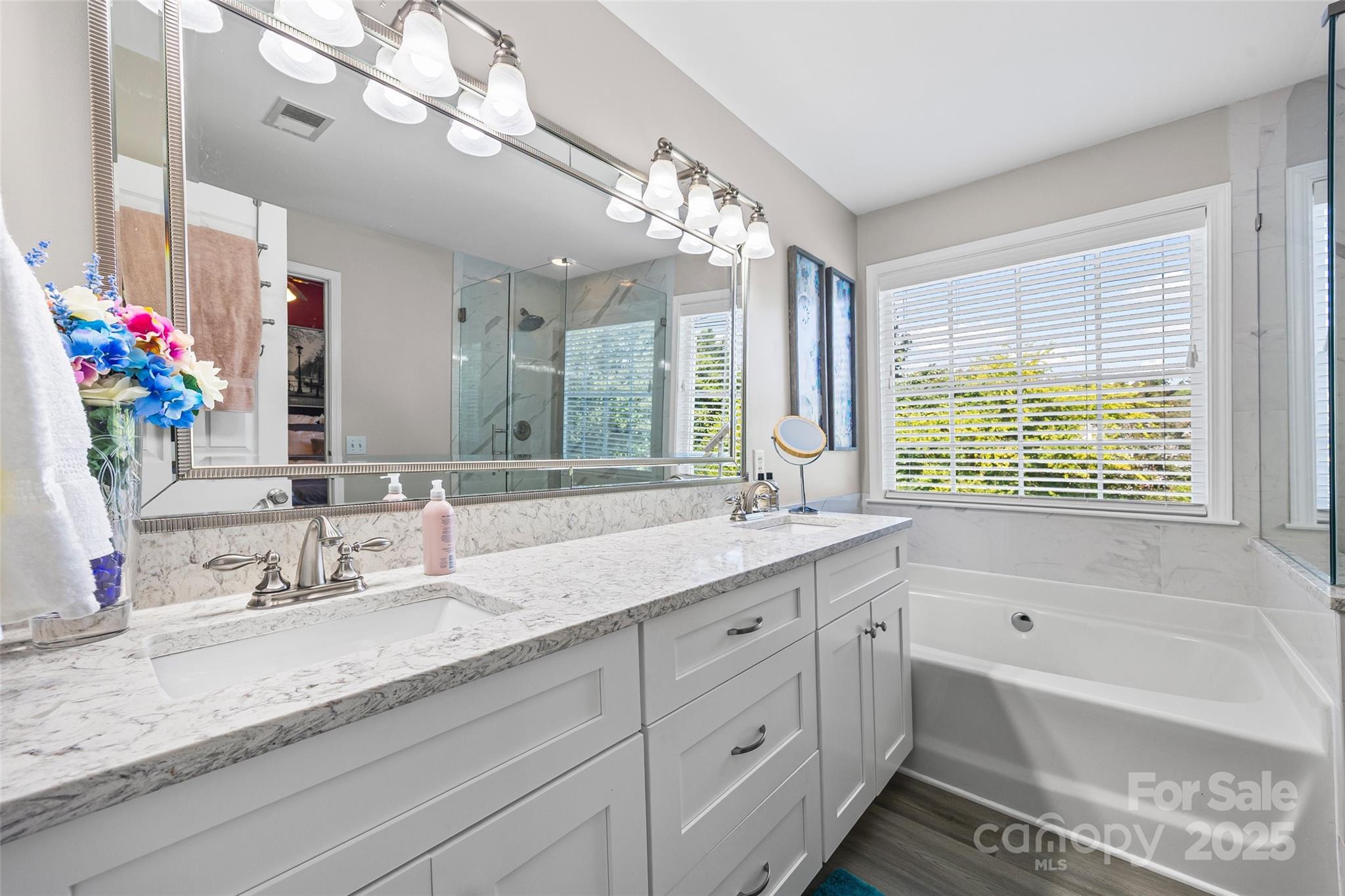 5899 Crimson Oak Court — Harrisburg