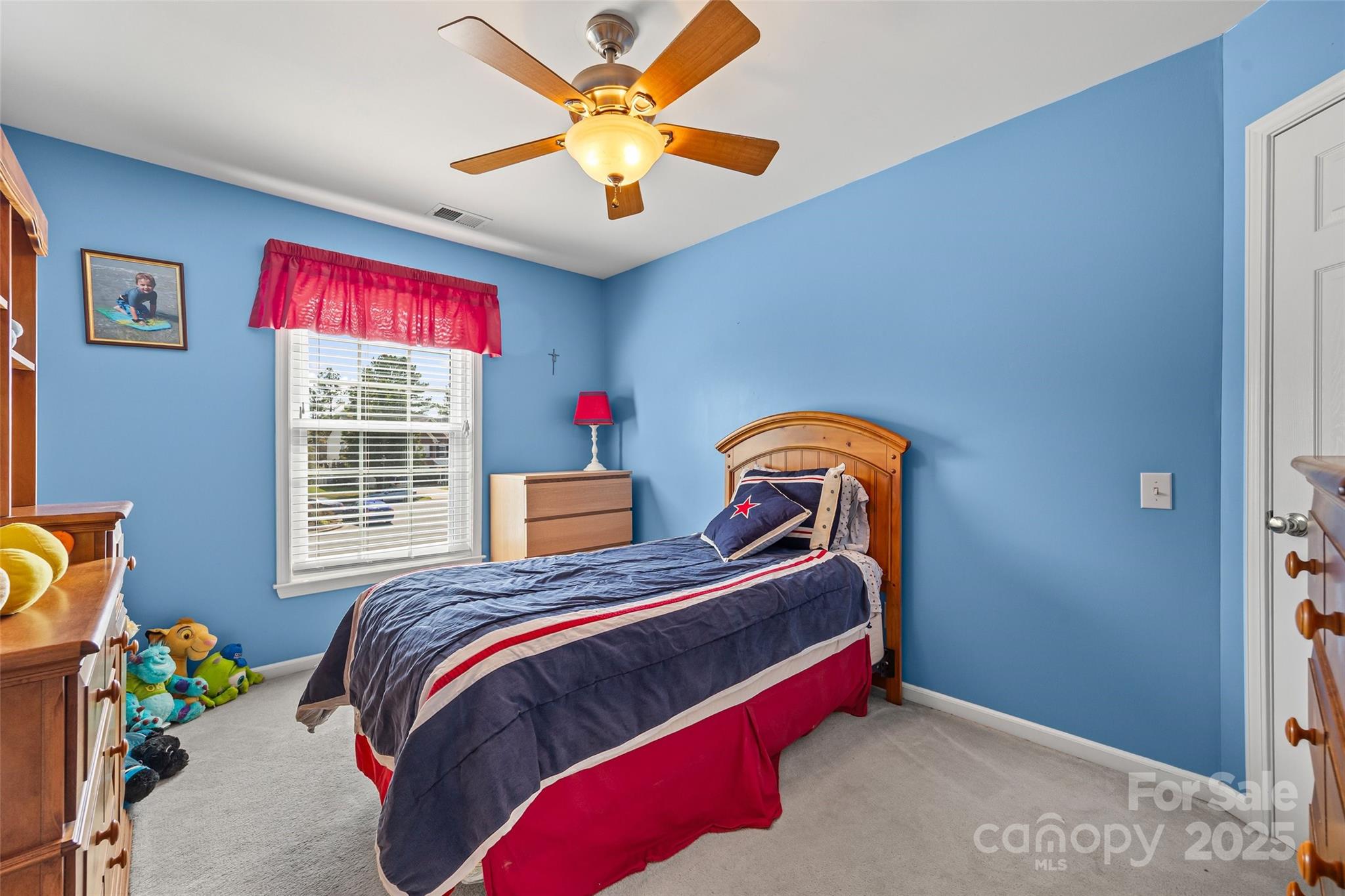 5899 Crimson Oak Court — Harrisburg