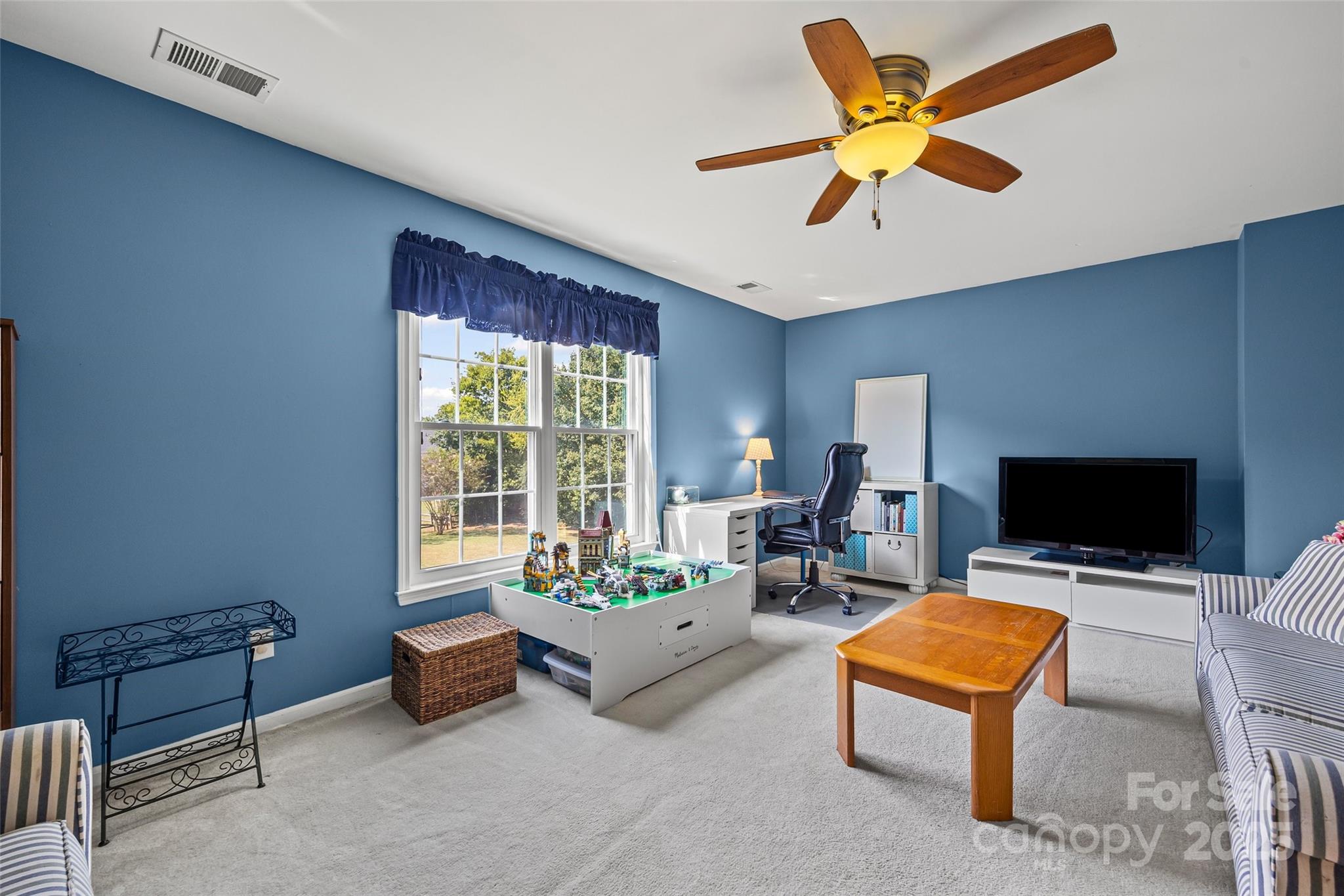 5899 Crimson Oak Court — Harrisburg