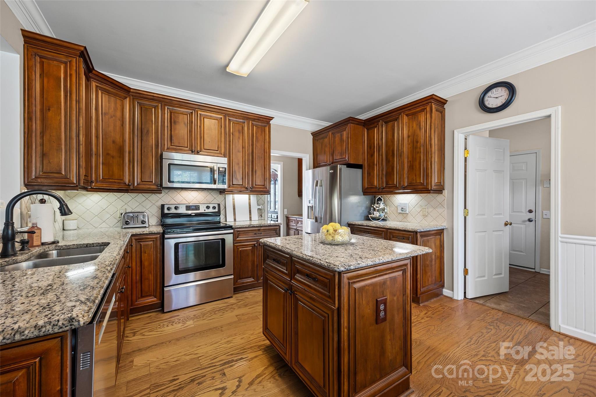5899 Crimson Oak Court — Harrisburg